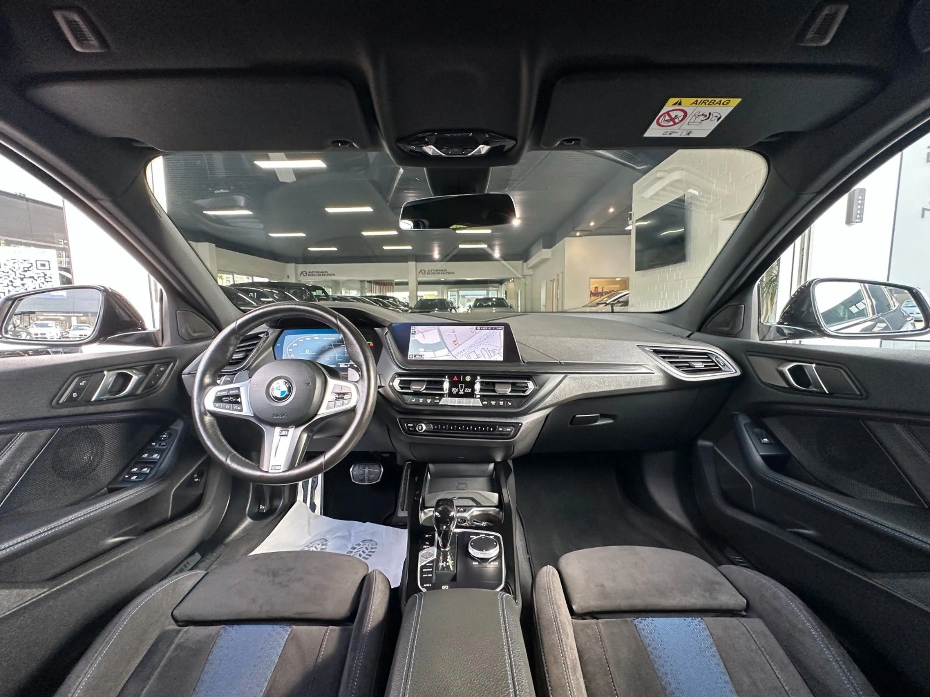 BMW 135 i xDrive Lim. Aut/LED/HUP/InnoPak/Sportsitze — photo 10