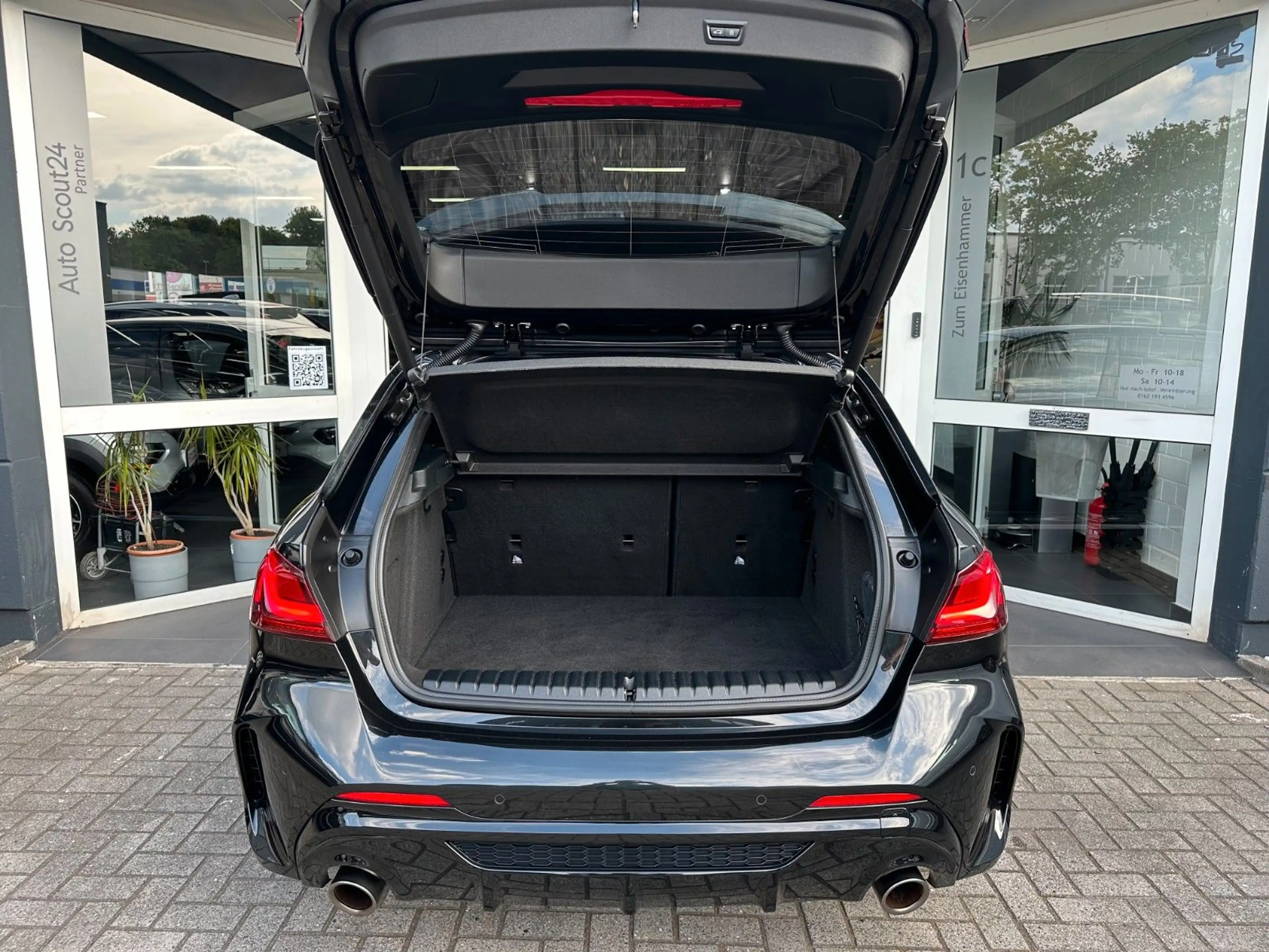 BMW 135 i xDrive Lim. Aut/LED/HUP/InnoPak/Sportsitze — photo 8