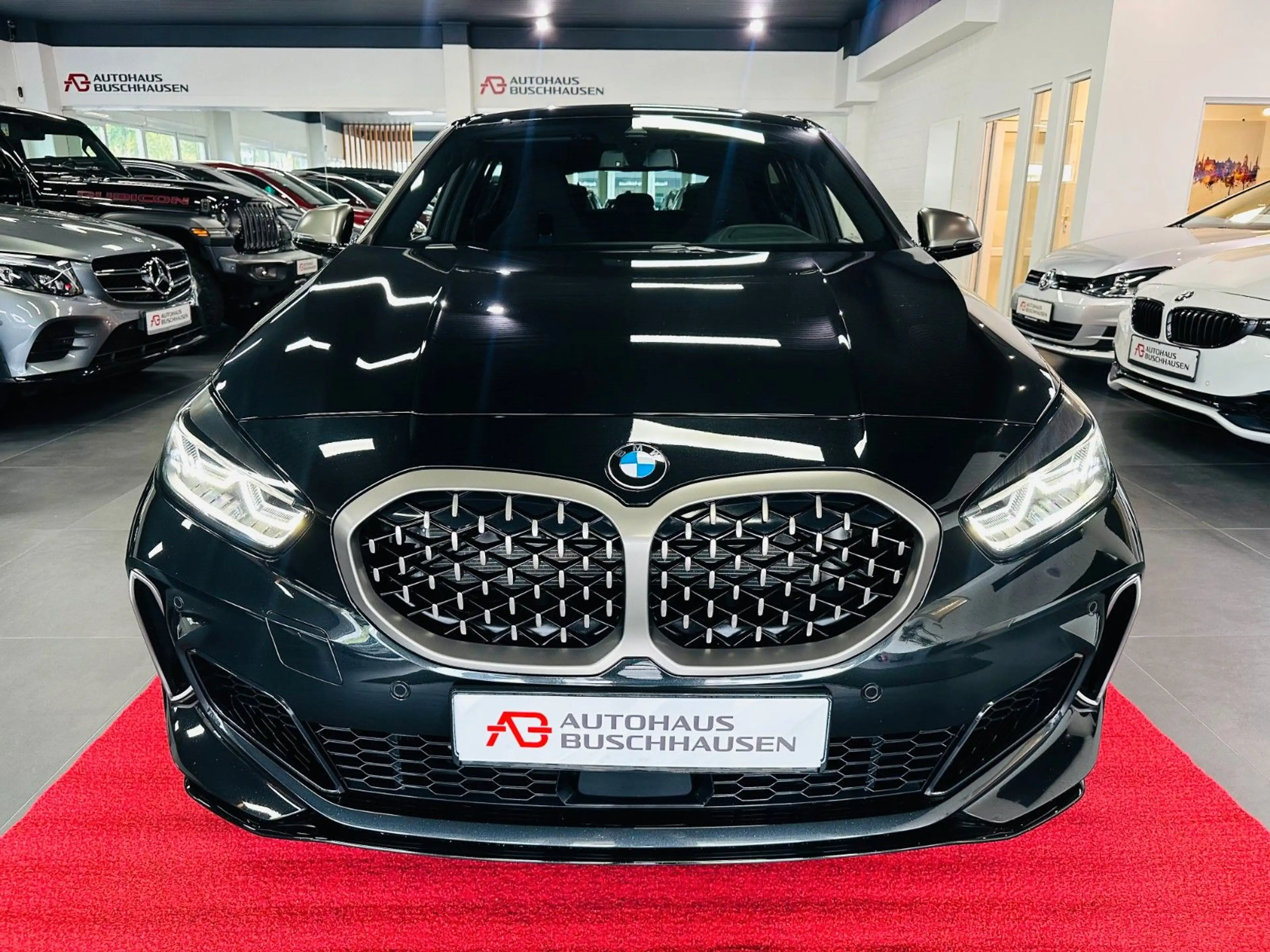 BMW 135 i xDrive Lim. Aut/LED/HUP/InnoPak/Sportsitze — photo 5