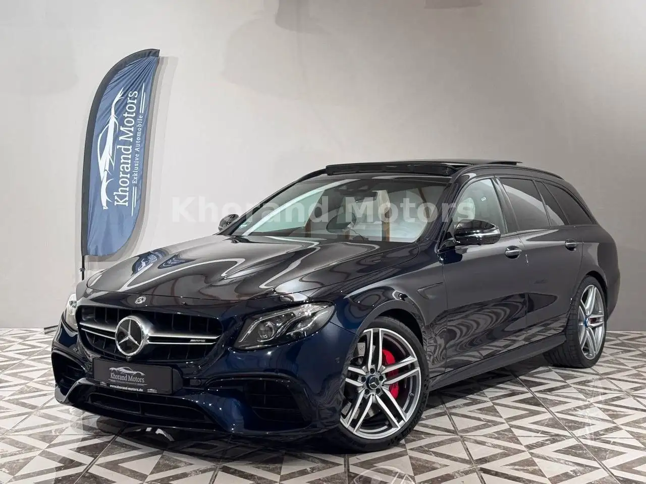 Mercedes-Benz E 63 AMG