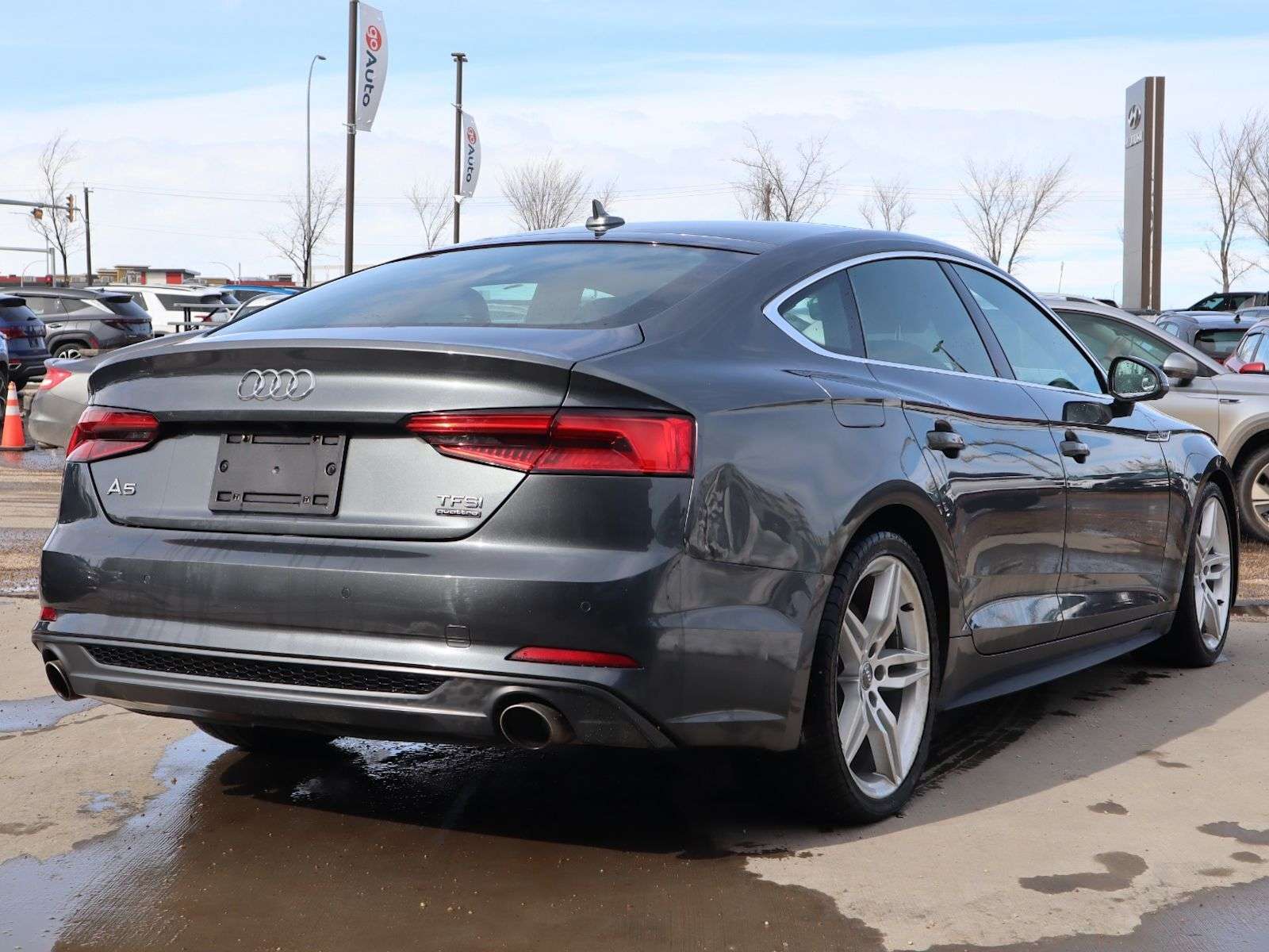 2018 Audi A5 2.0/AWD/LEAHTER/SUNROOF/HEATEDSEATS/BACKUPCAMERA thumb 6