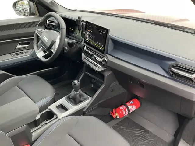 Dacia Bigster view 3