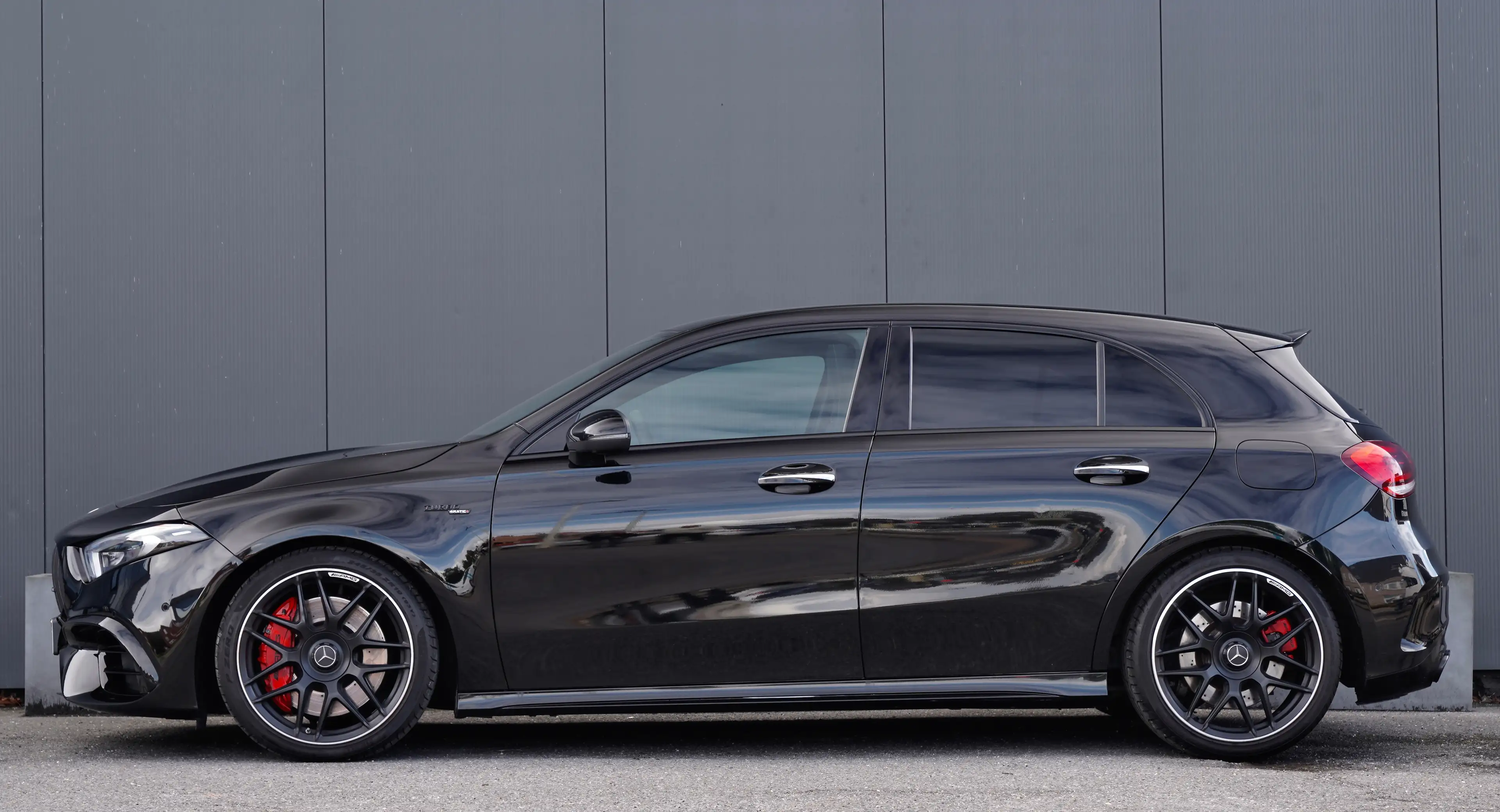 Mercedes-Benz A 45 AMG S 4-Matic+ *PERFORMANCE/MULTIBEAM LED/PANO/360°/FULL* — photo 8