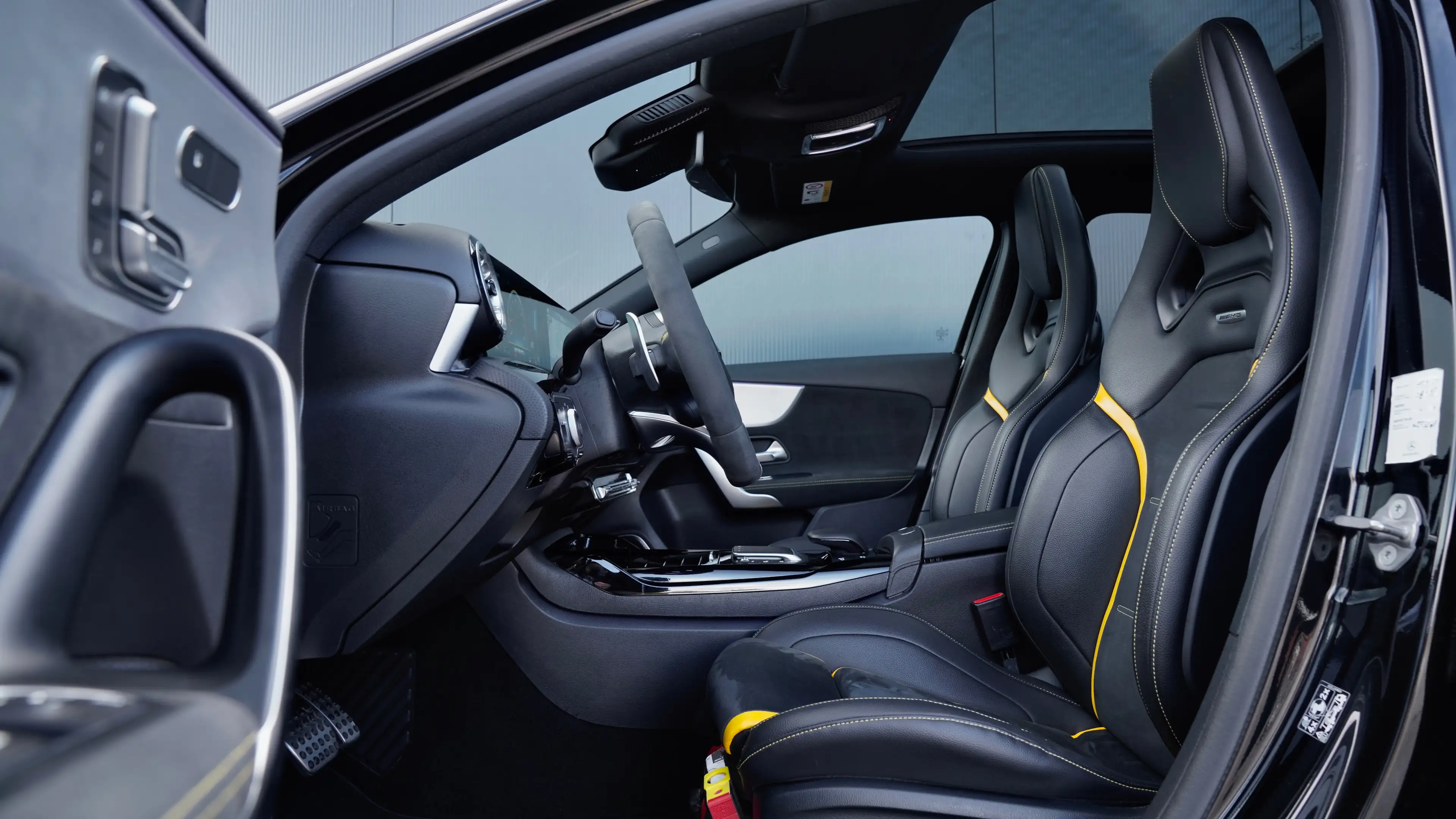 Mercedes-Benz A 45 AMG S 4-Matic+ *PERFORMANCE/MULTIBEAM LED/PANO/360°/FULL* — photo 14