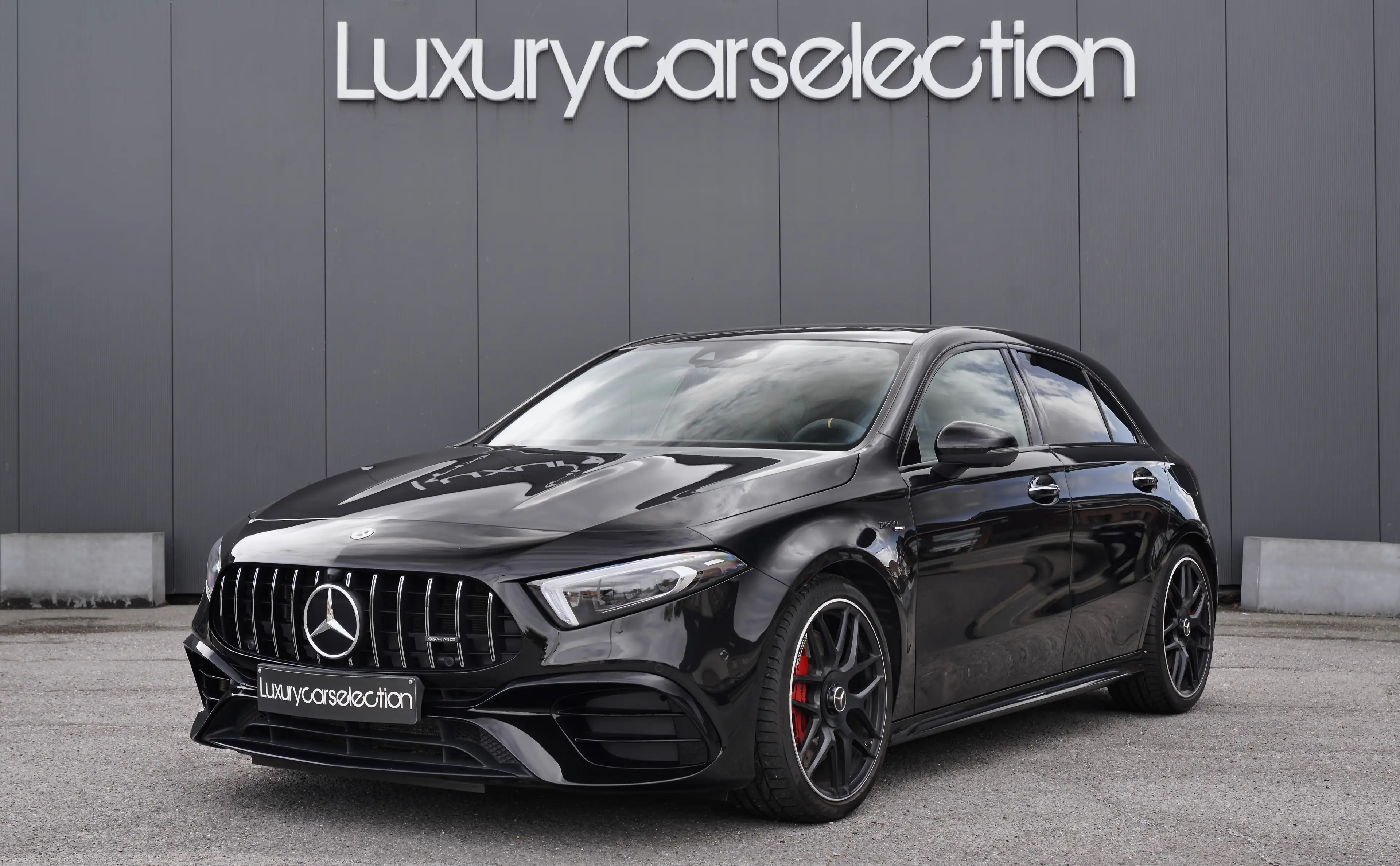 Mercedes-Benz A 45 AMG S 4-Matic+ *PERFORMANCE/MULTIBEAM LED/PANO/360°/FULL*