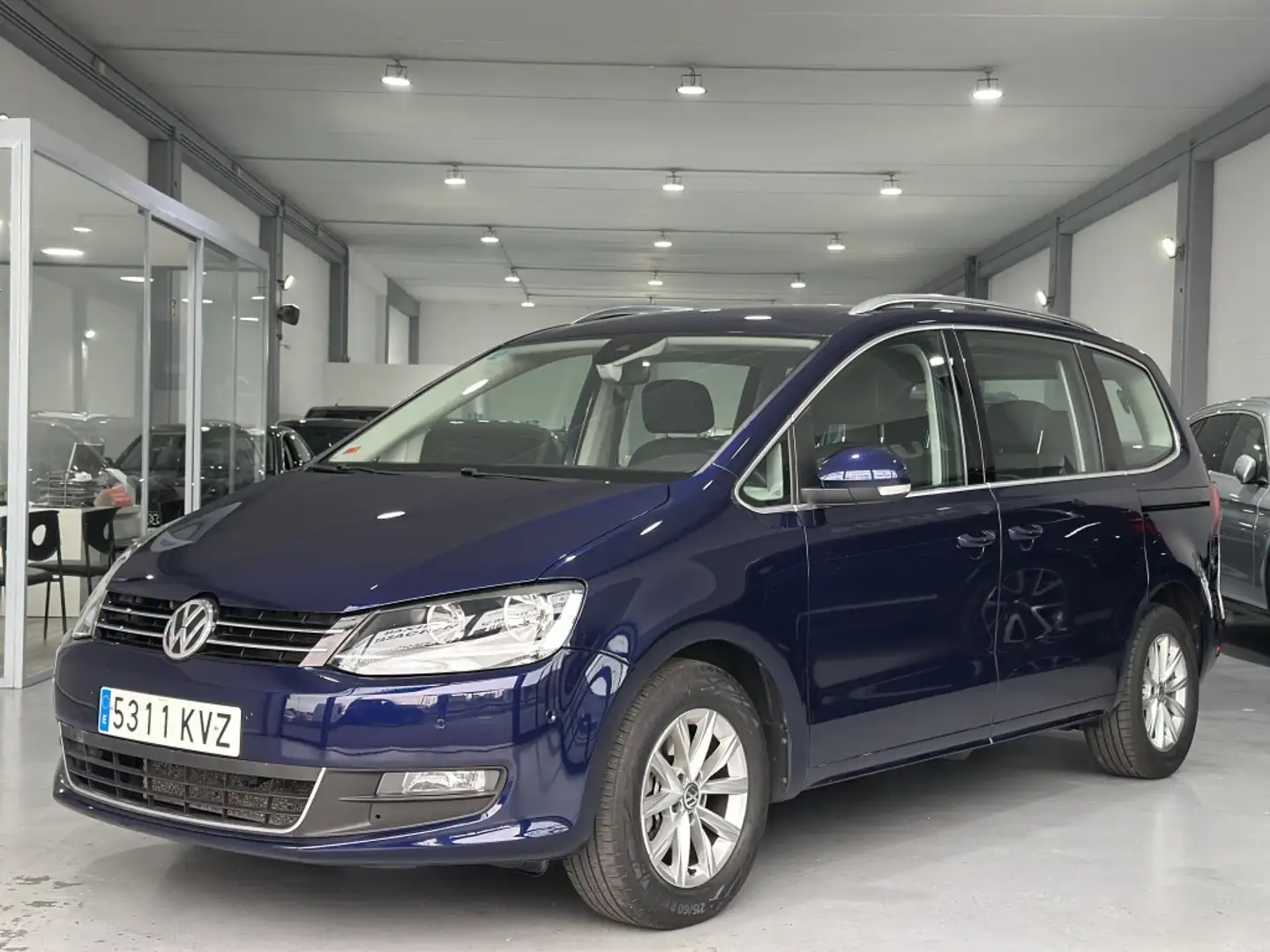 Volkswagen Sharan 2.0TDI Advance DSG 110kW RAC Azul - 1