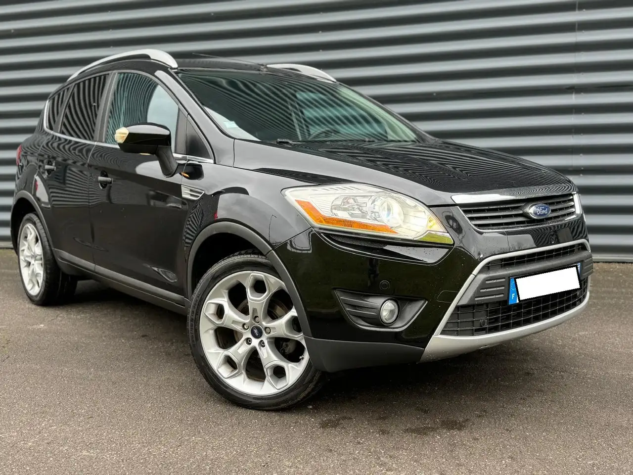 Ford Kuga 2.0 TDCi 136 DPF 4x2 Titanium