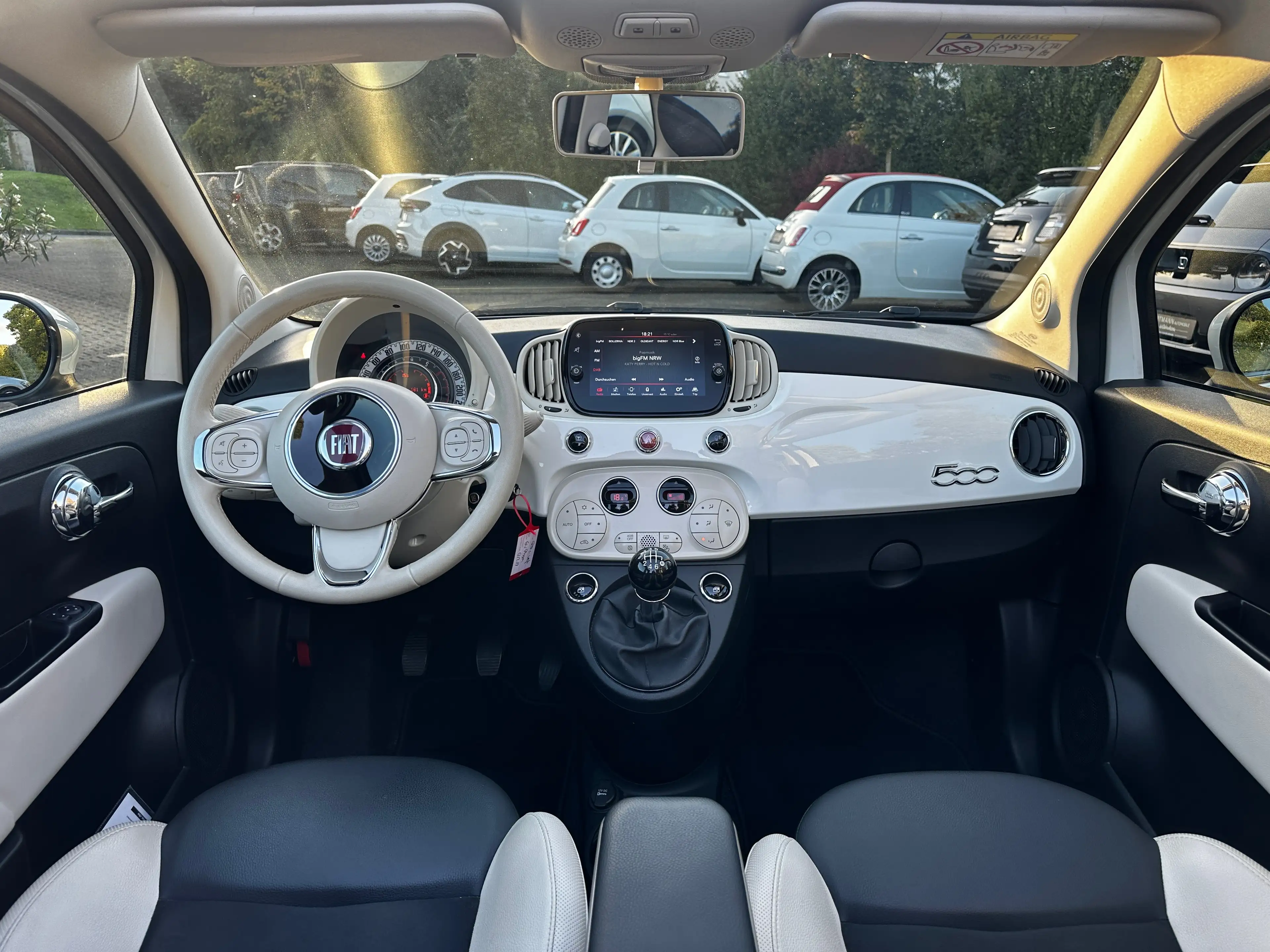 Fiat 500C 1.0 MildHybrid Dolcevita CarPlay/Pcd/Temp/Klimaautomatik — photo 11