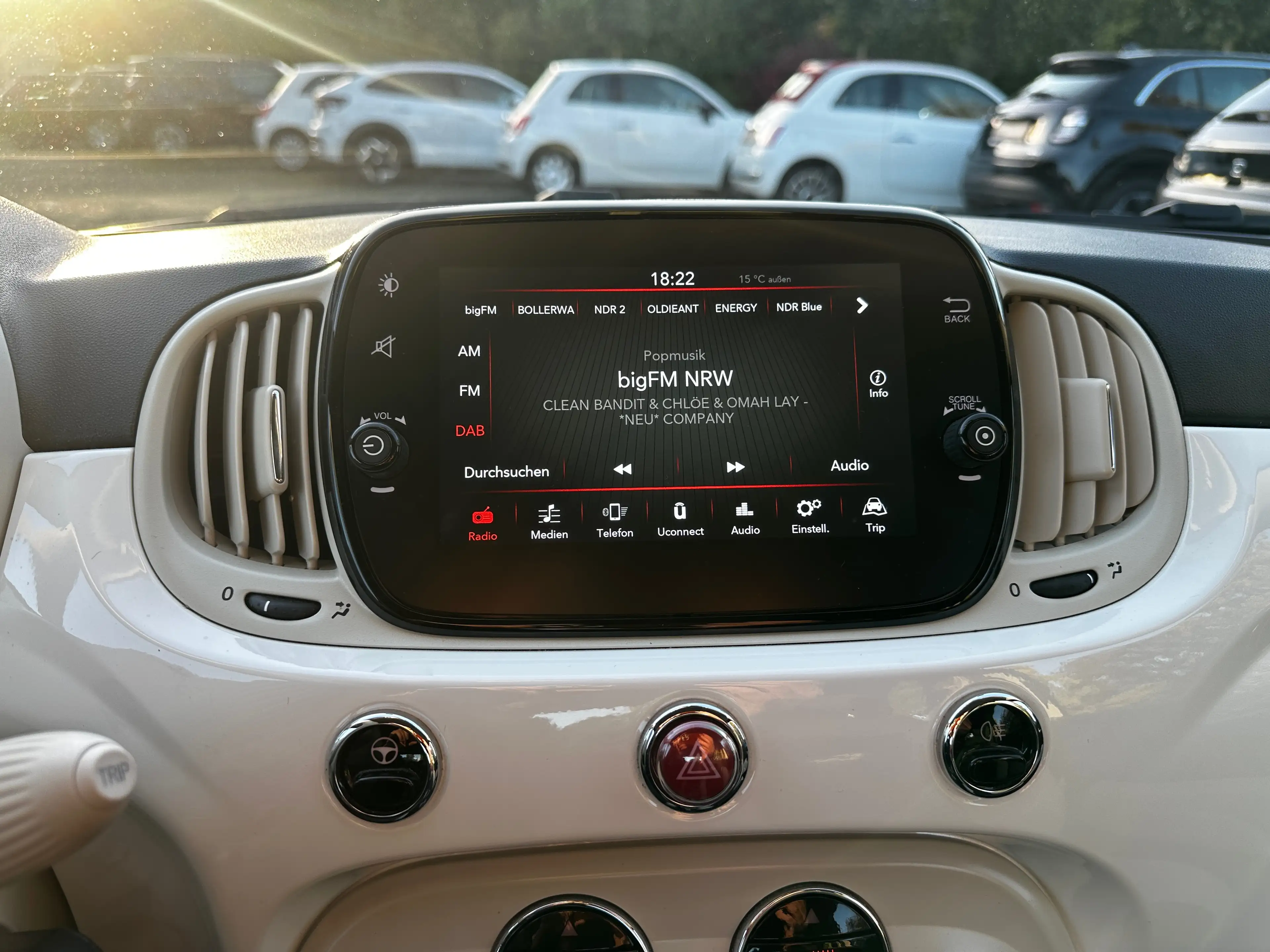 Fiat 500C 1.0 MildHybrid Dolcevita CarPlay/Pcd/Temp/Klimaautomatik — photo 17