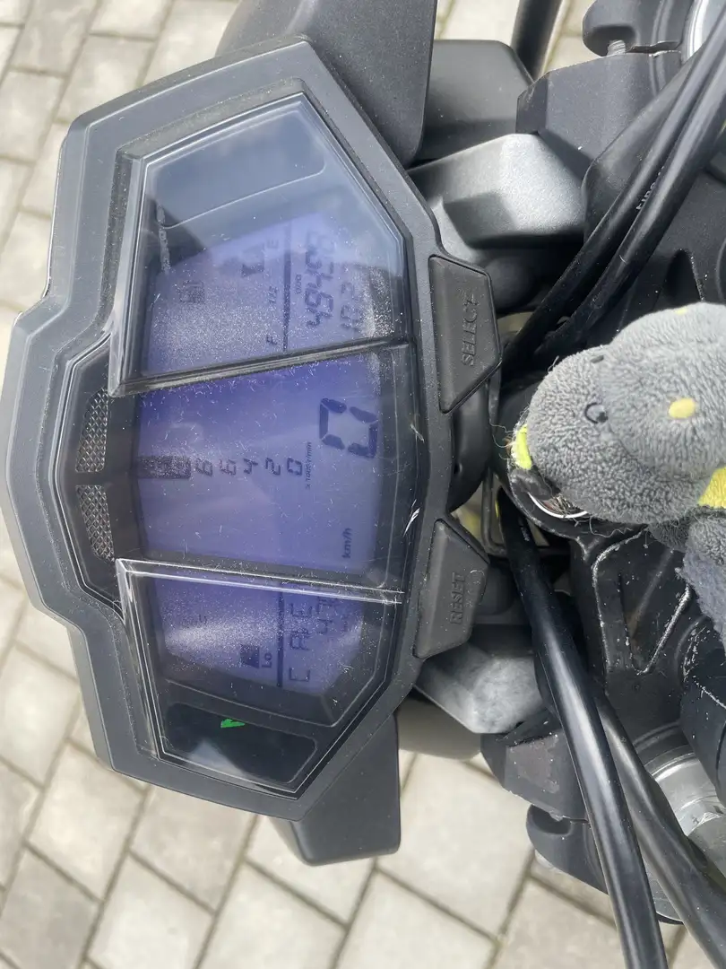 Yamaha MT-125 Grau - 2