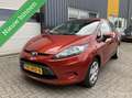 Ford Fiesta 1.25 Limited 90DKM! Rood - thumbnail 1