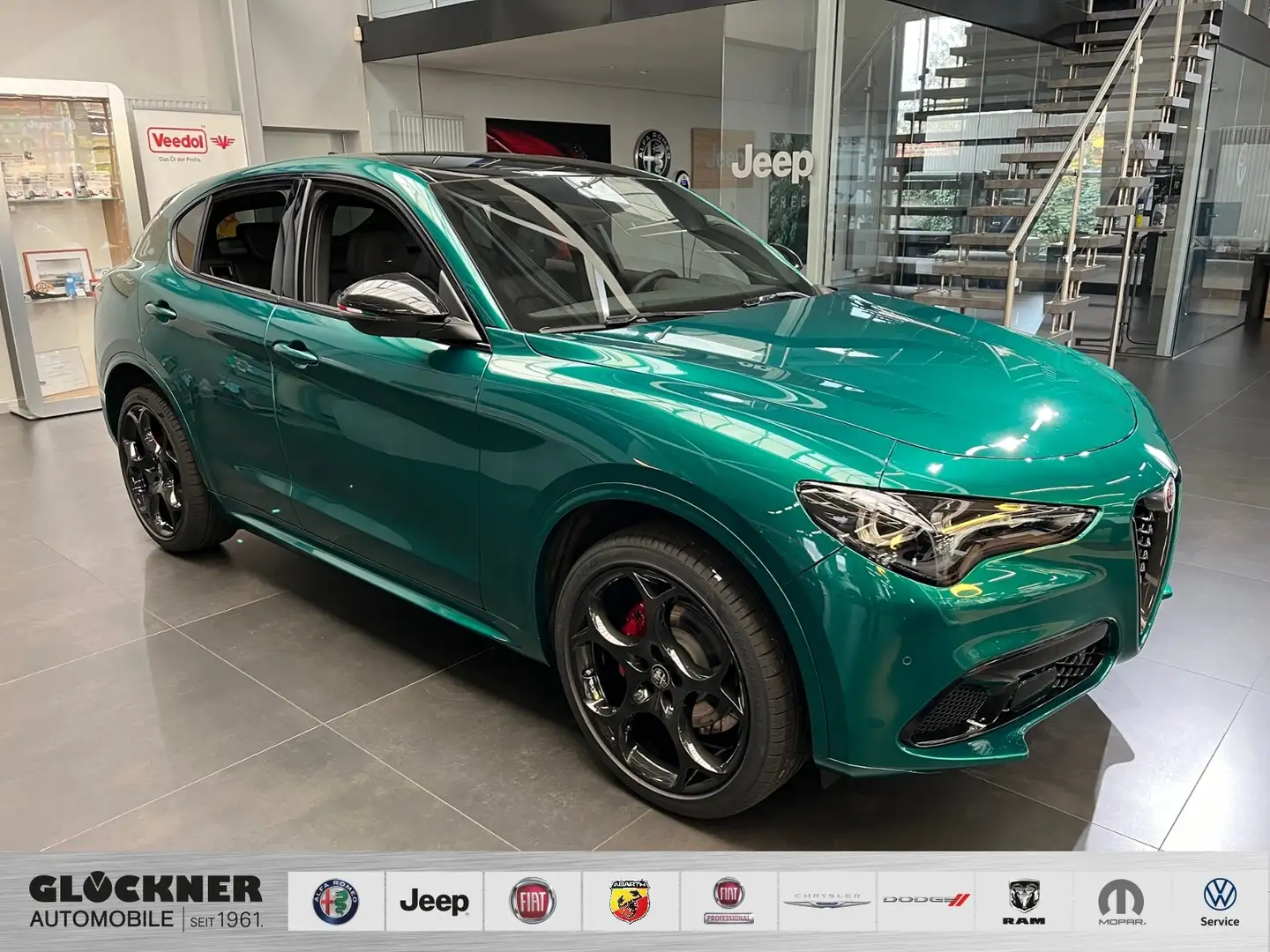 Alfa Romeo Stelvio Tributo Italiano 2.0l Q4 Verde Montreal Vert - 1