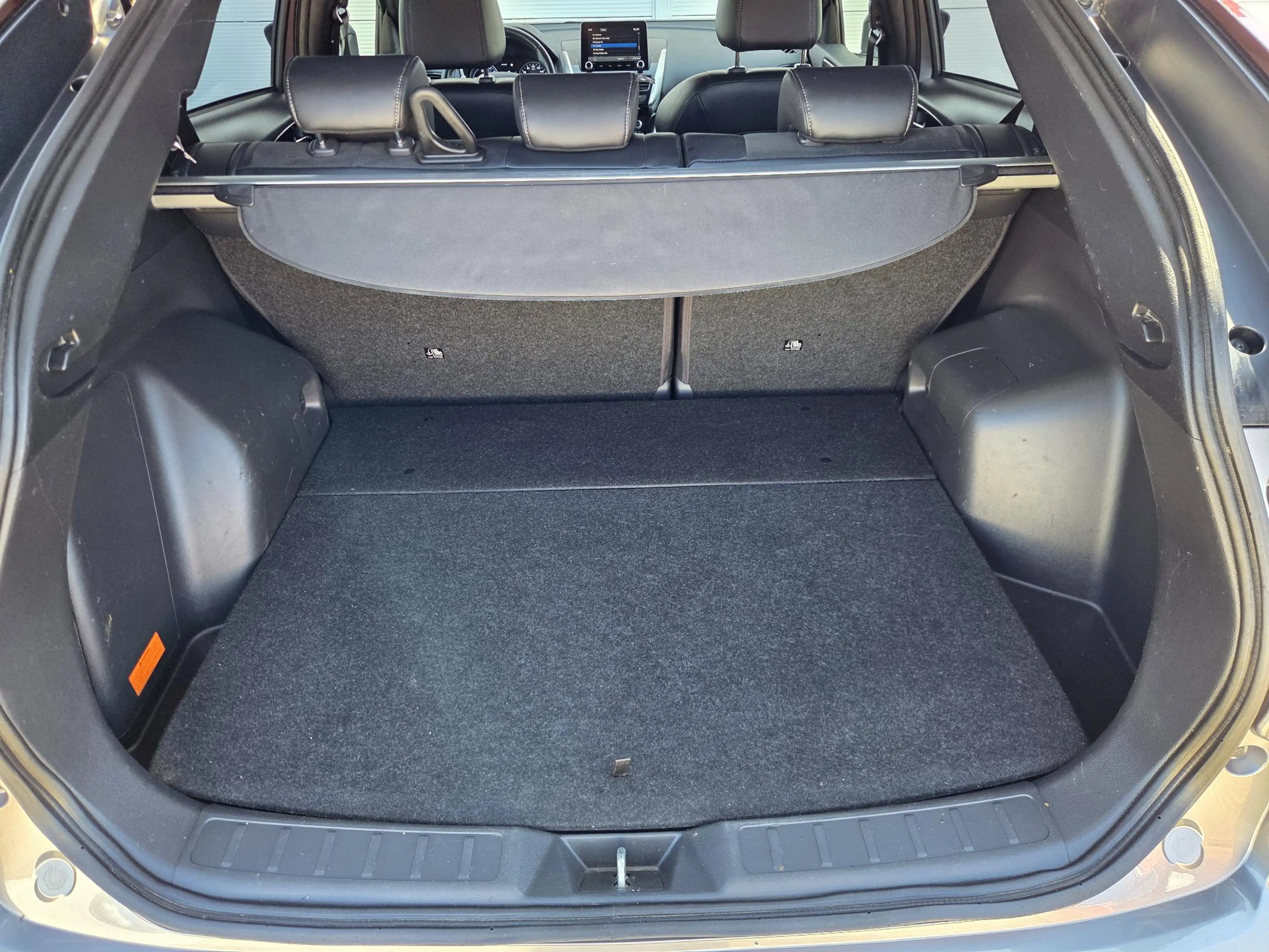 Mitsubishi Eclipse Cross 2.4 PHEV Instyle / Camera / Navi / Trekhaak 1500 k — photo 17