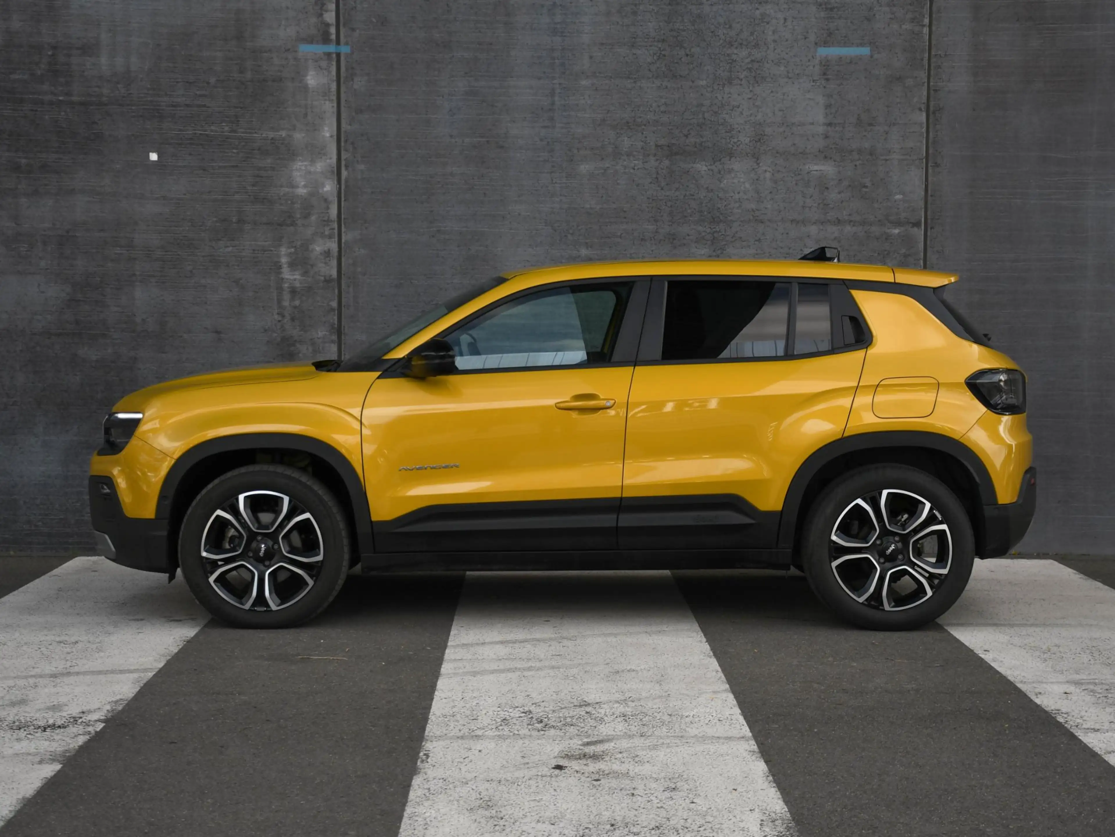 Jeep Avenger Summit 1.2 e-Hybrid 110pk Automaat JBL | STOELVERW — photo 3