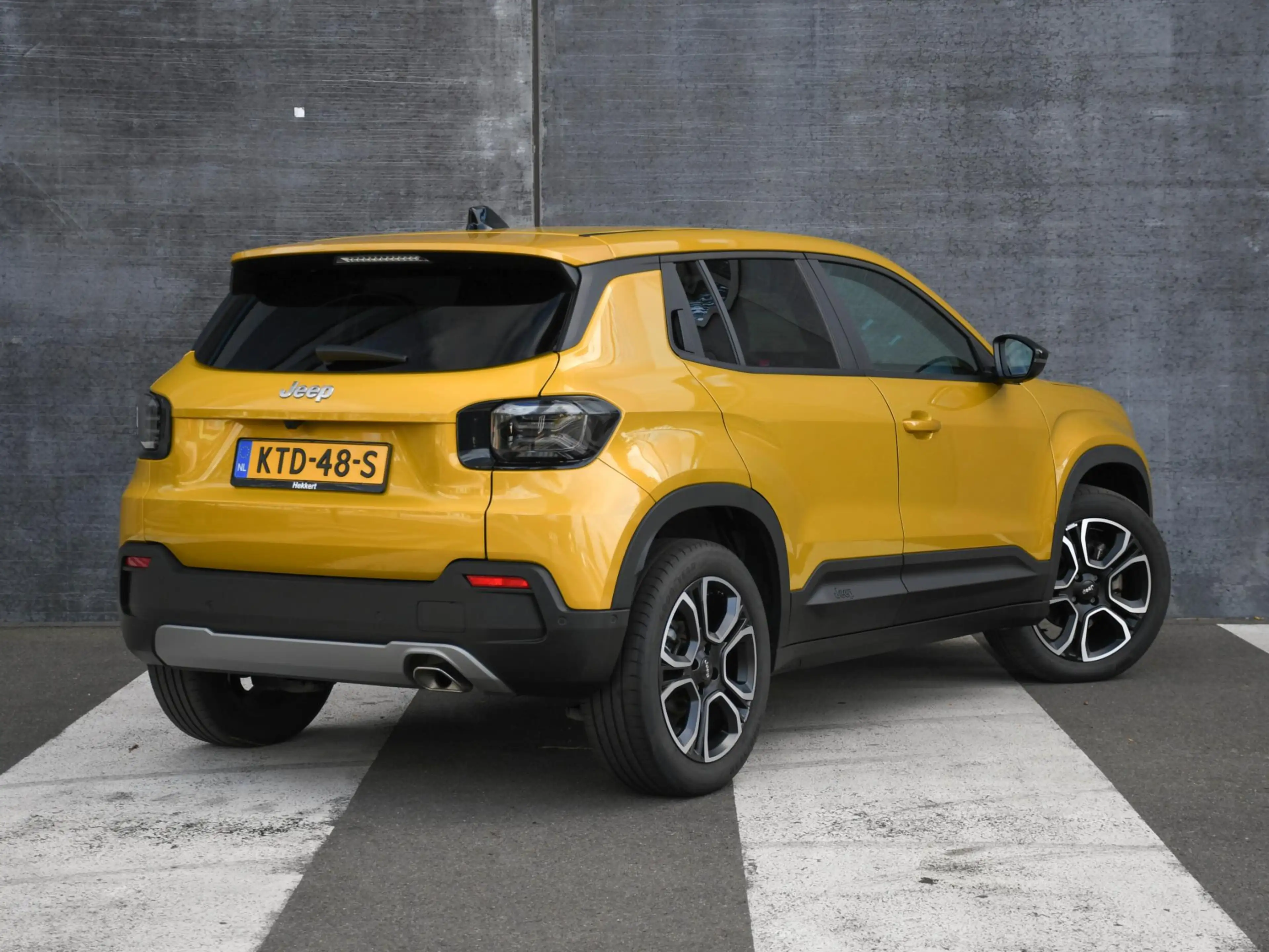 Jeep Avenger Summit 1.2 e-Hybrid 110pk Automaat JBL | STOELVERW — photo 5