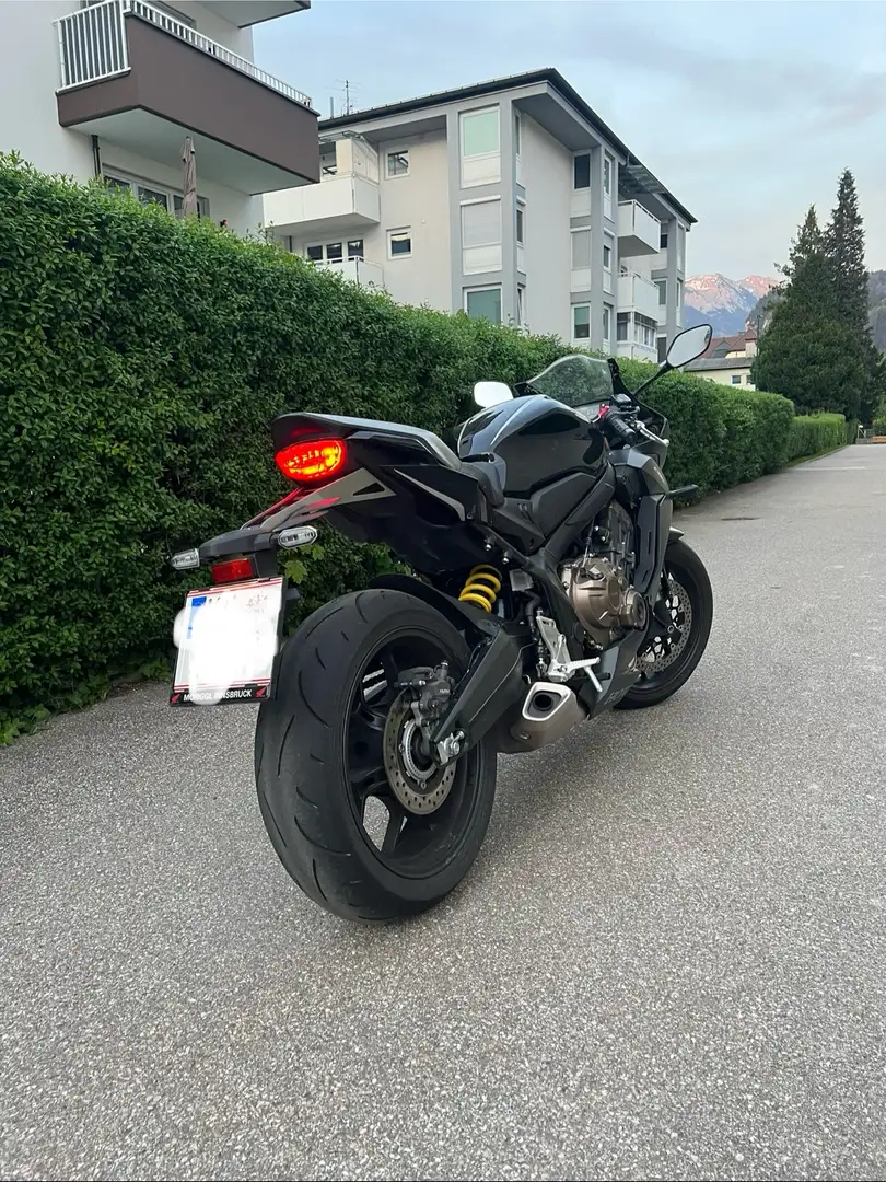 Honda CBR 650 Schwarz - 2