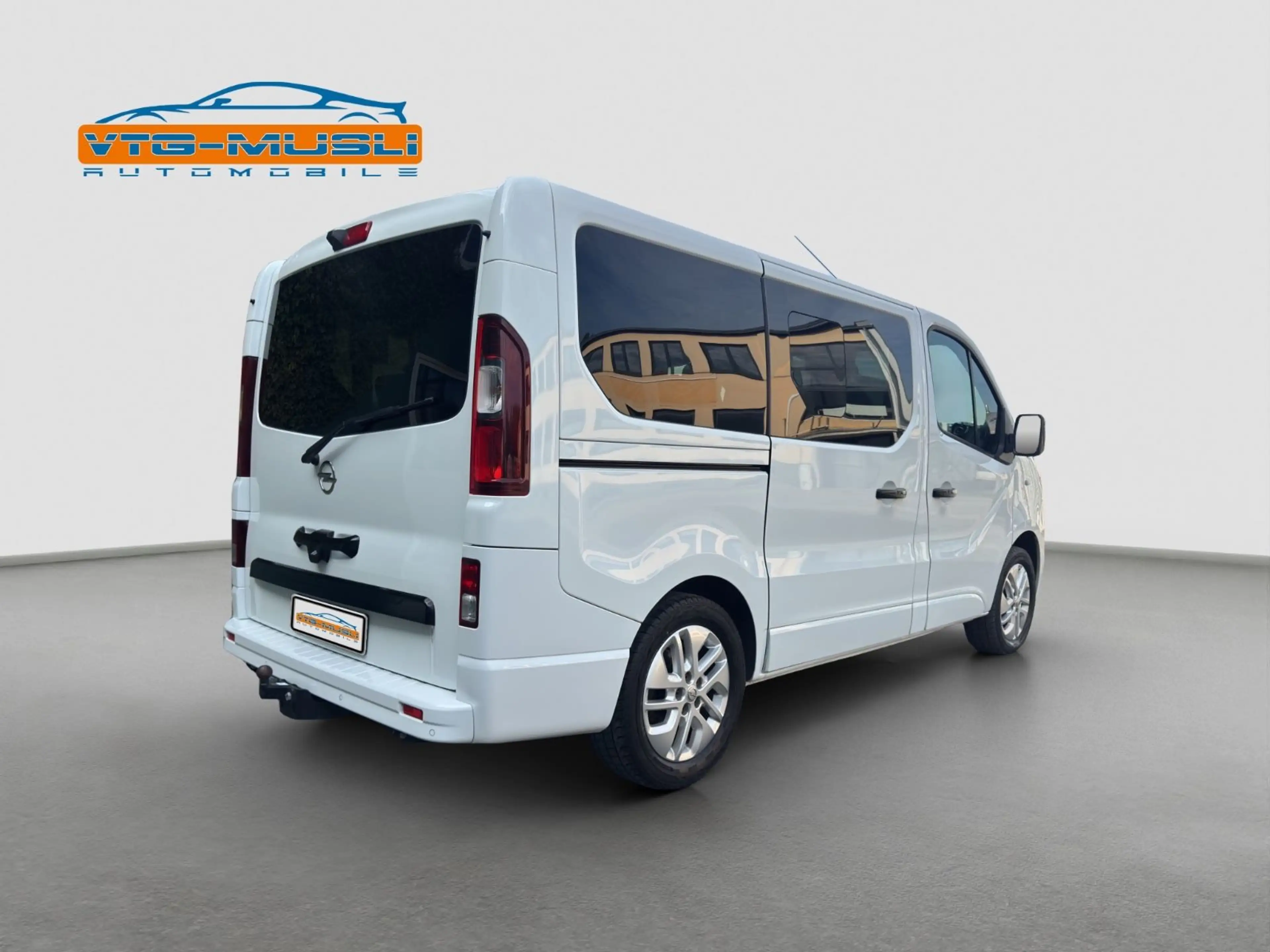 Opel Vivaro B Kombi Life *146 PS*1.Hand*7-Sitzplätze* — photo 5