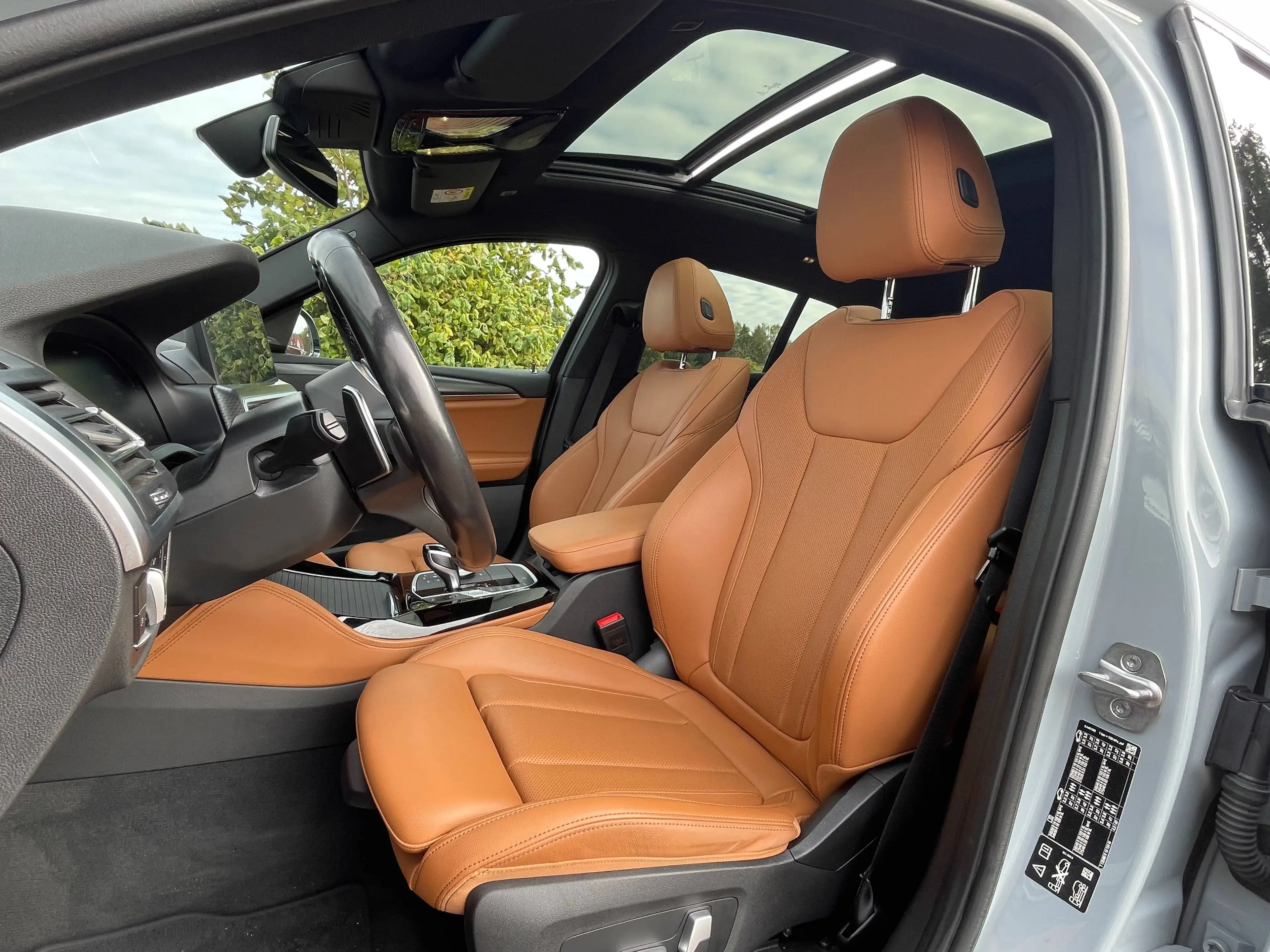 BMW X4 xDrive 30d M Sport ACC AHK HUD Pano Standheizung — photo 12