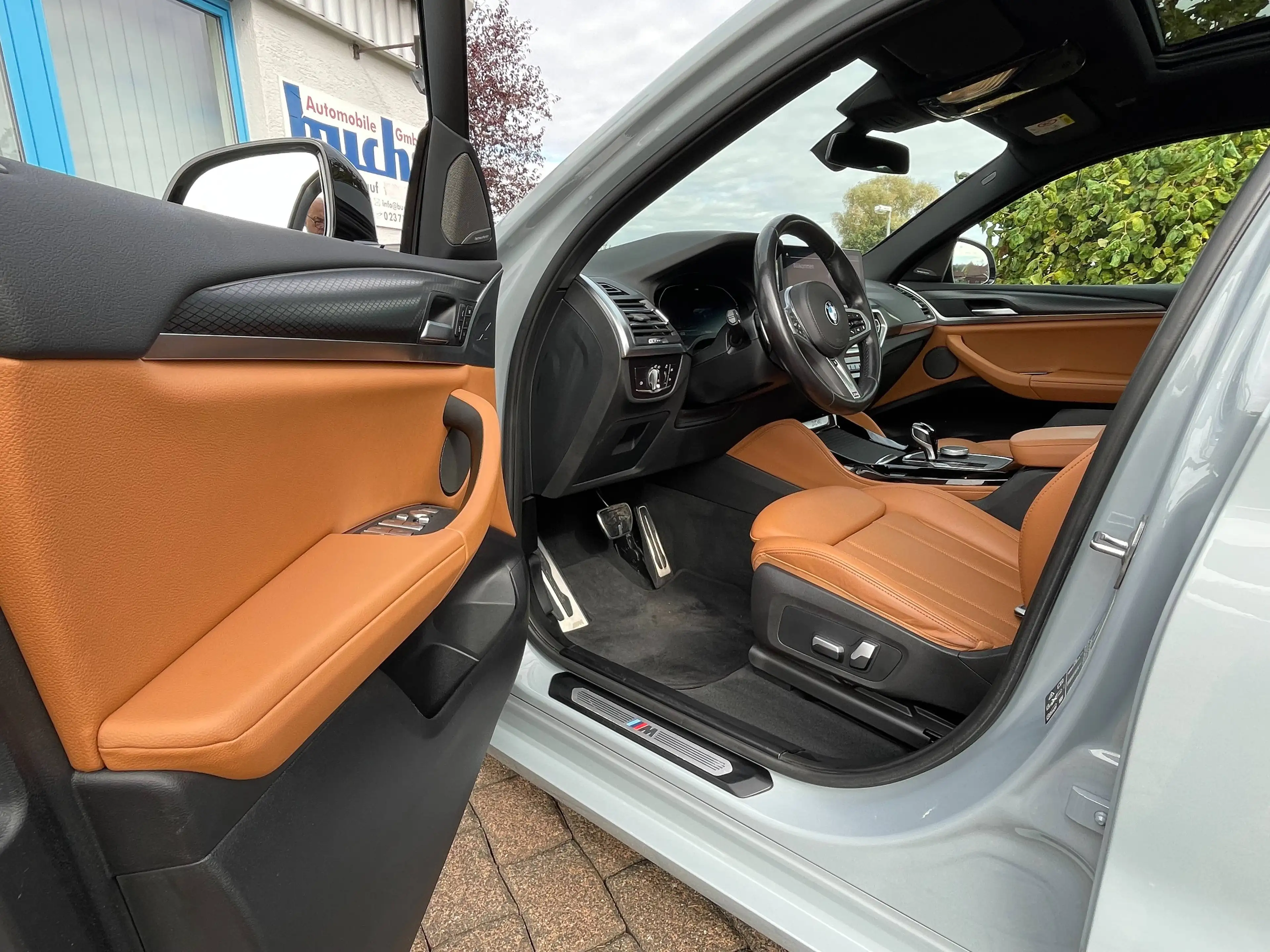BMW X4 xDrive 30d M Sport ACC AHK HUD Pano Standheizung — photo 2