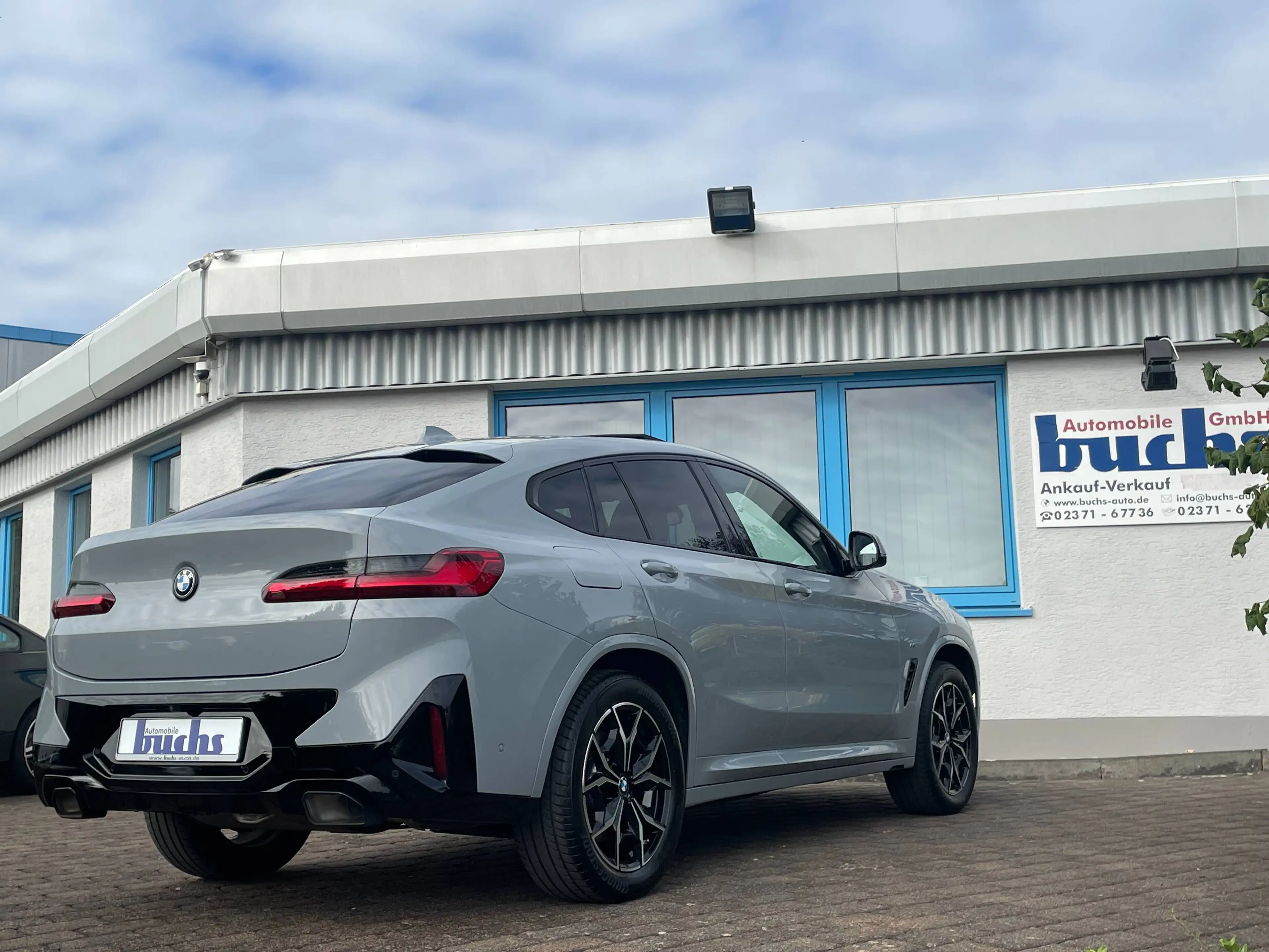 BMW X4 xDrive 30d M Sport ACC AHK HUD Pano Standheizung — photo 8