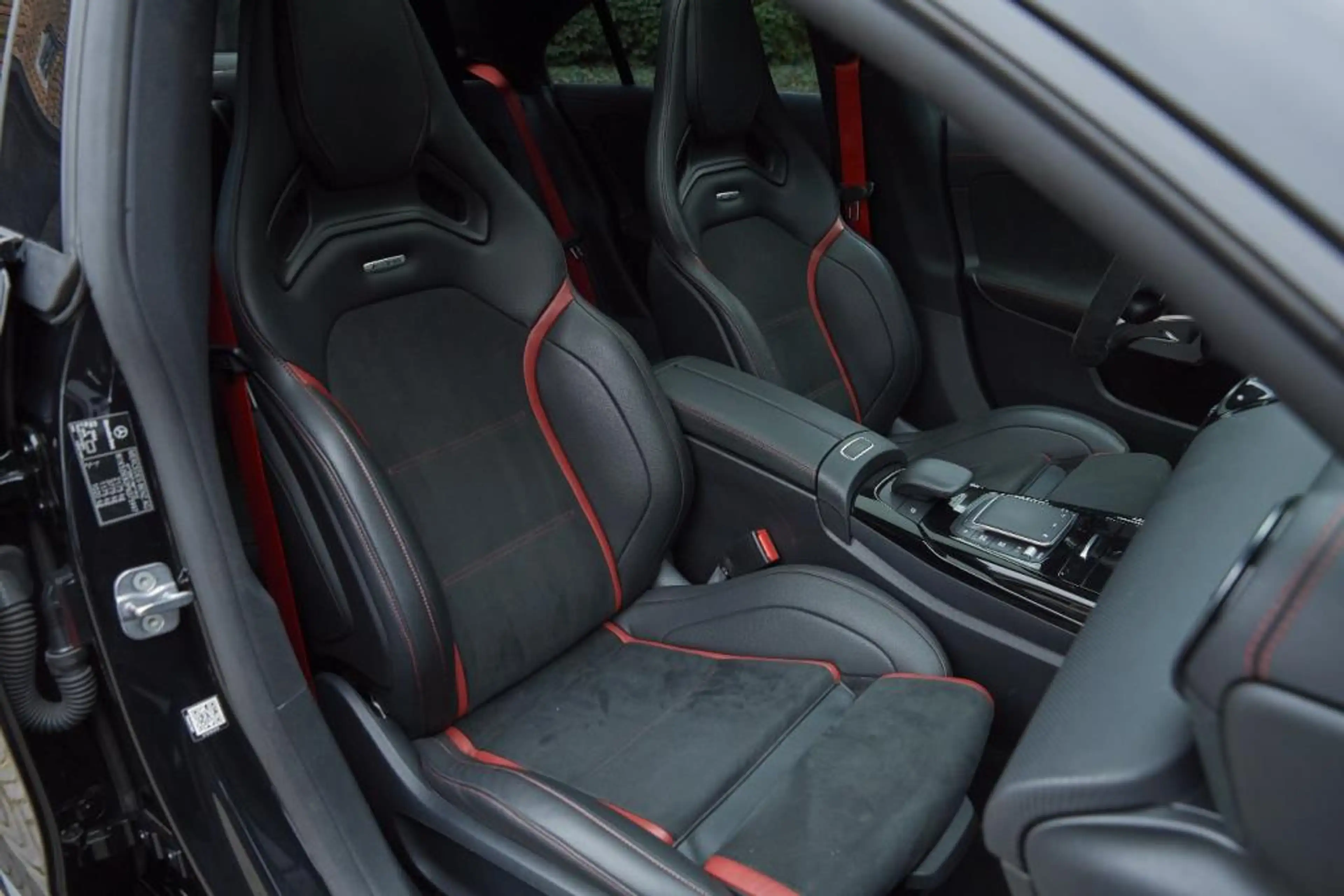 Mercedes-Benz CLA 45 AMG S 4MATIC+ — photo 3
