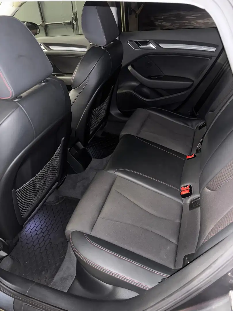 Audi A3 A3 III 2013 Sportback Sportback 1.6 tdi Attraction Grigio - 2