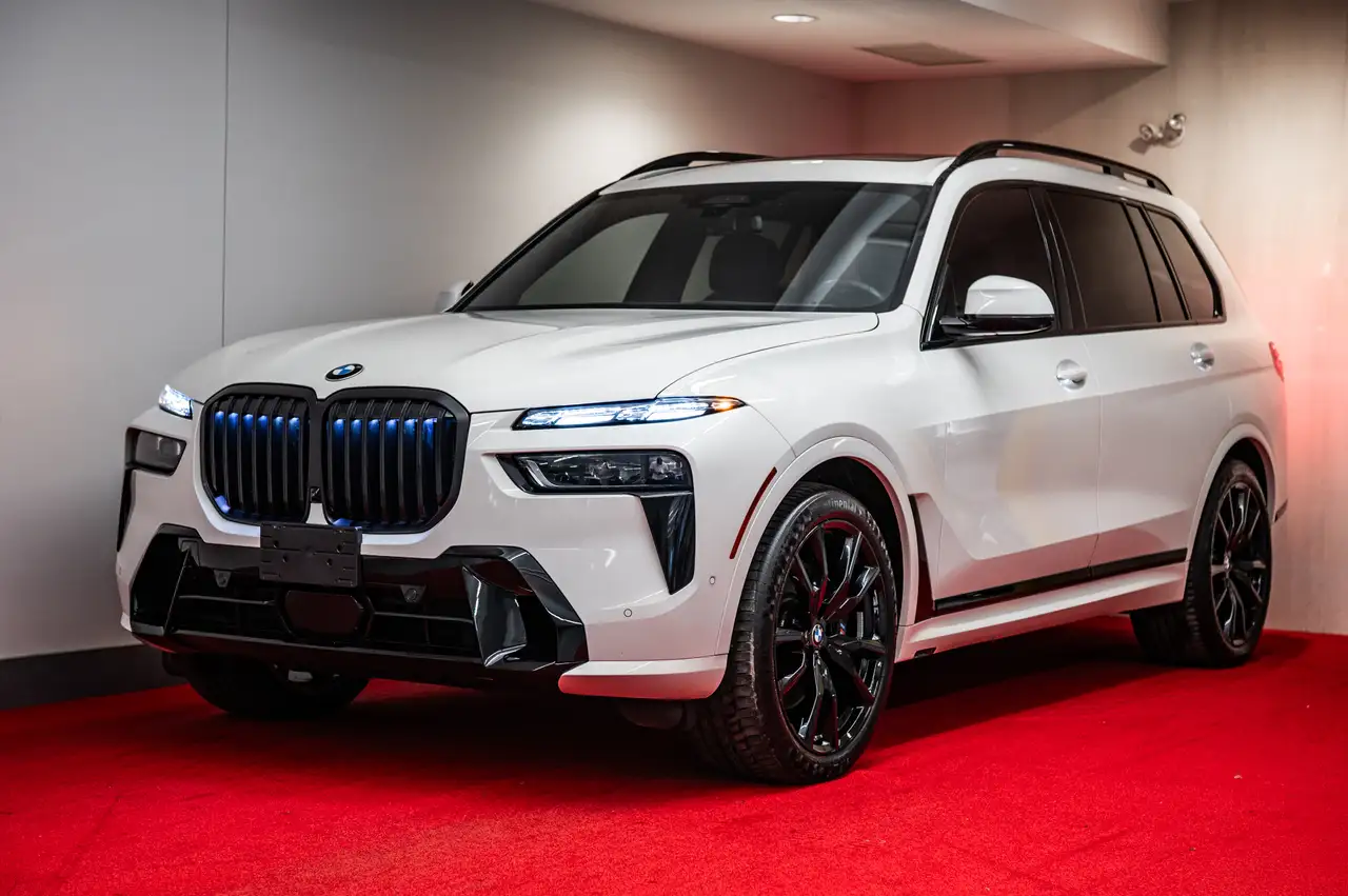 2024 BMW X7