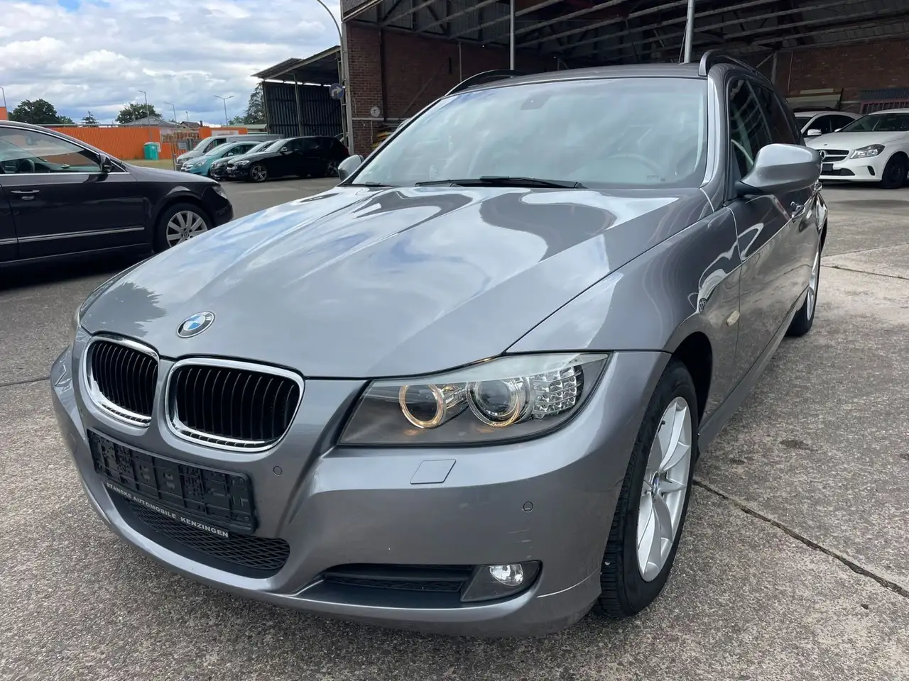 BMW 320
