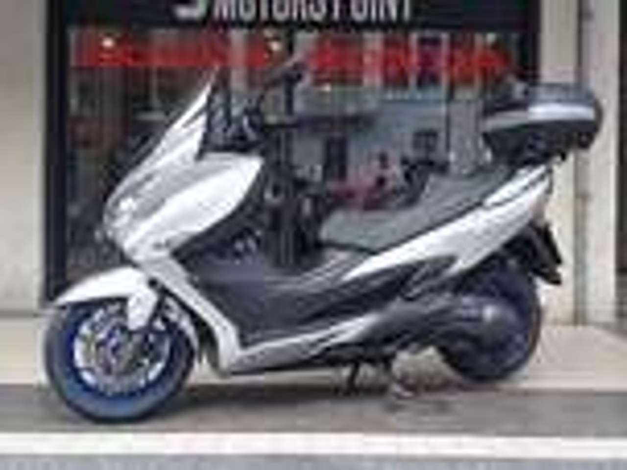 Suzuki Burgman 400 ABS