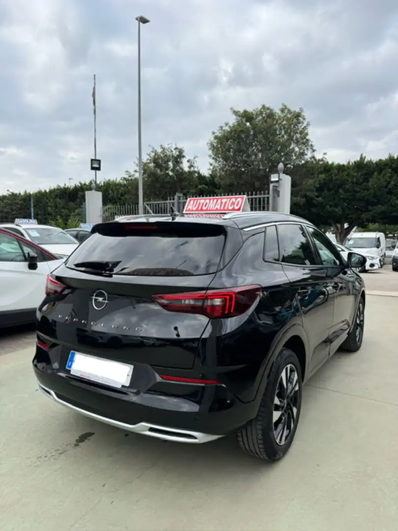 Opel Grandland 1.2T S&S Ultimate Aut. 130 Noir - 2