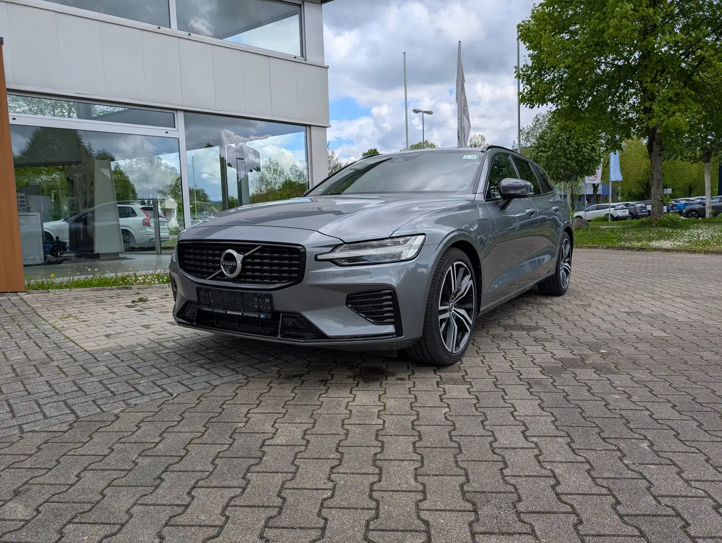 Volvo V60 V60 T6 AWD Recharge Geartronic RDesign - 1
