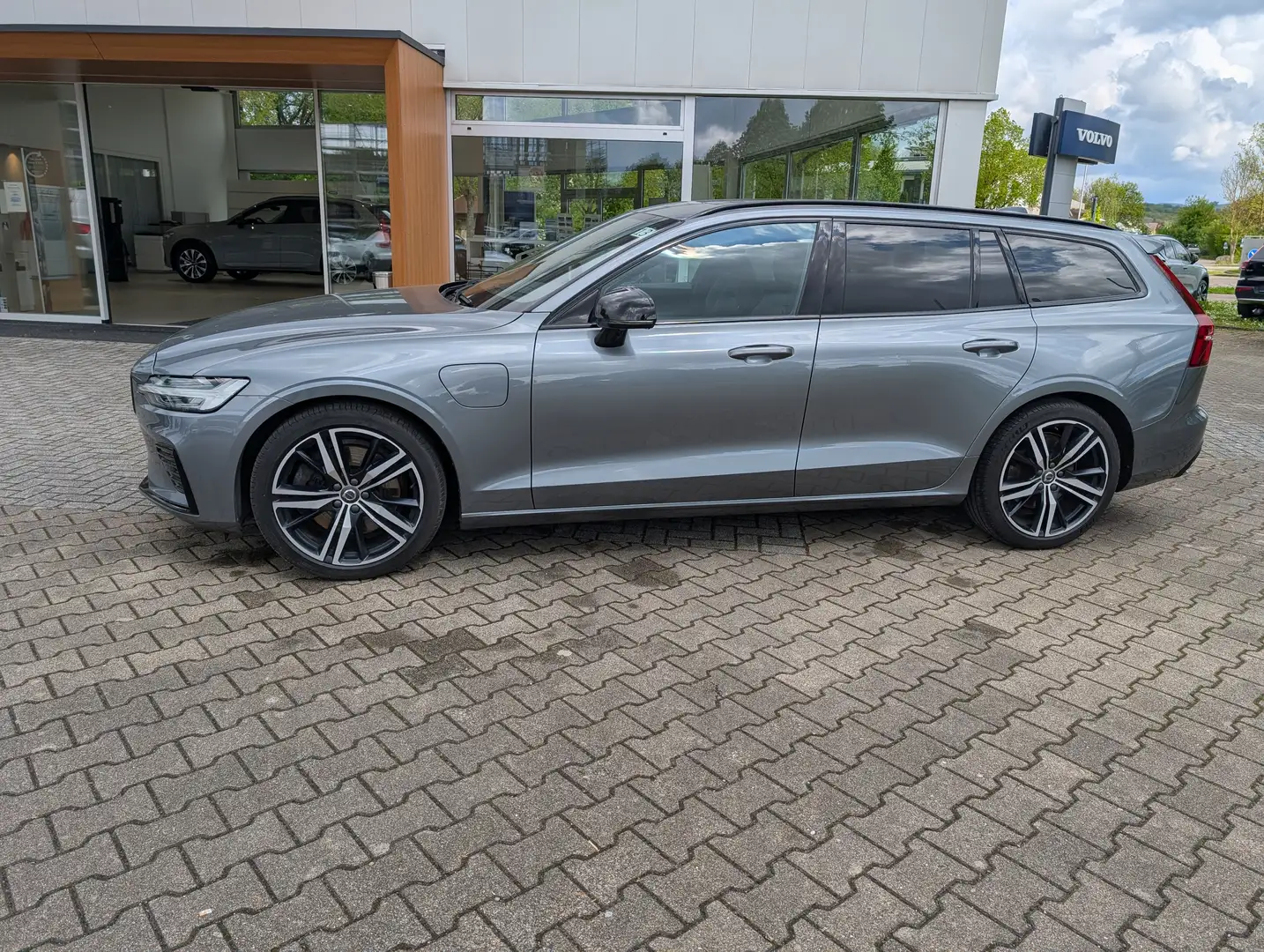 Volvo V60 V60 T6 AWD Recharge Geartronic RDesign - 2