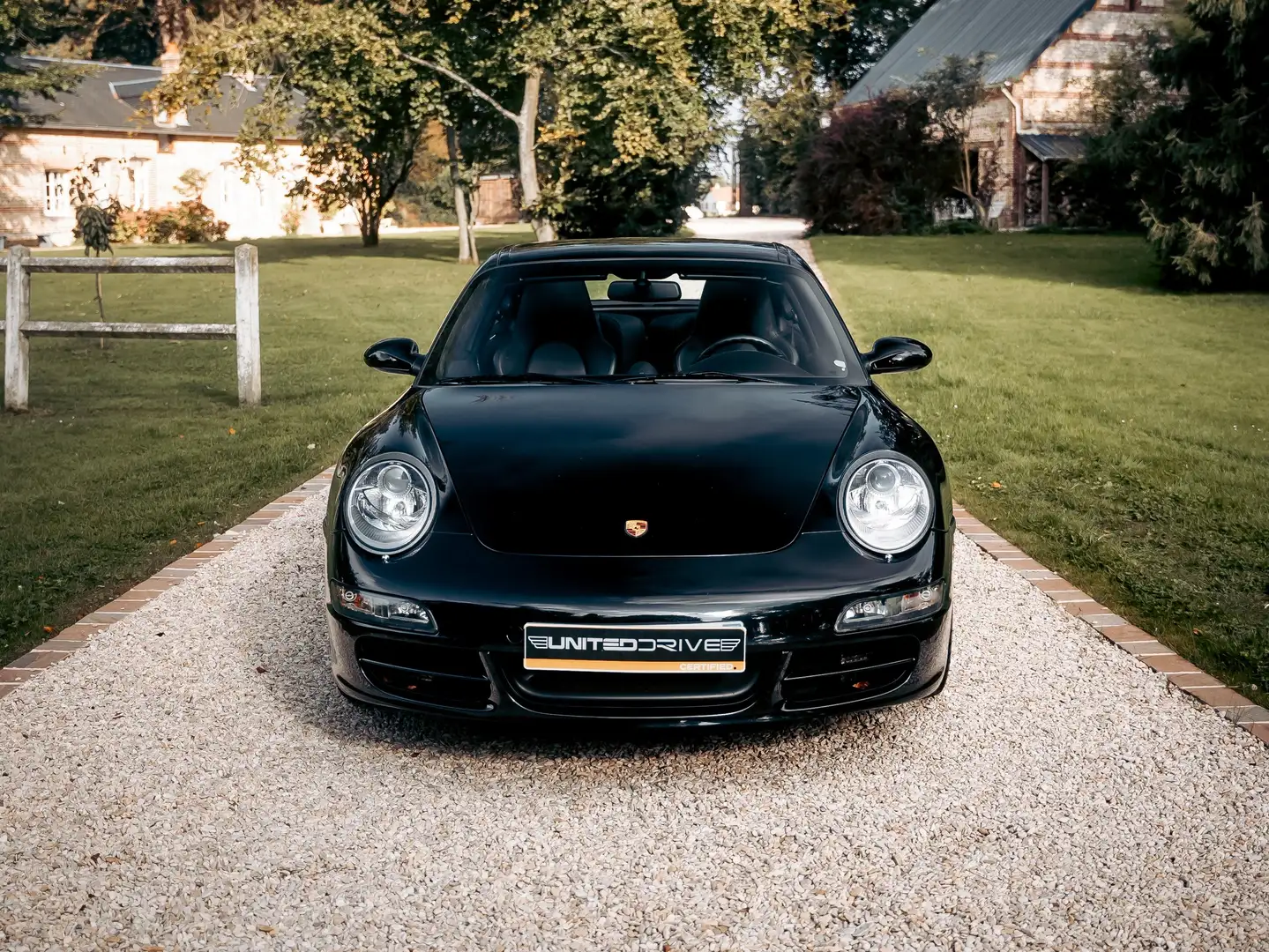 Porsche 911 911 Coupé TARGA 4S Boite Manuelle 6 355ch Schwarz - 2