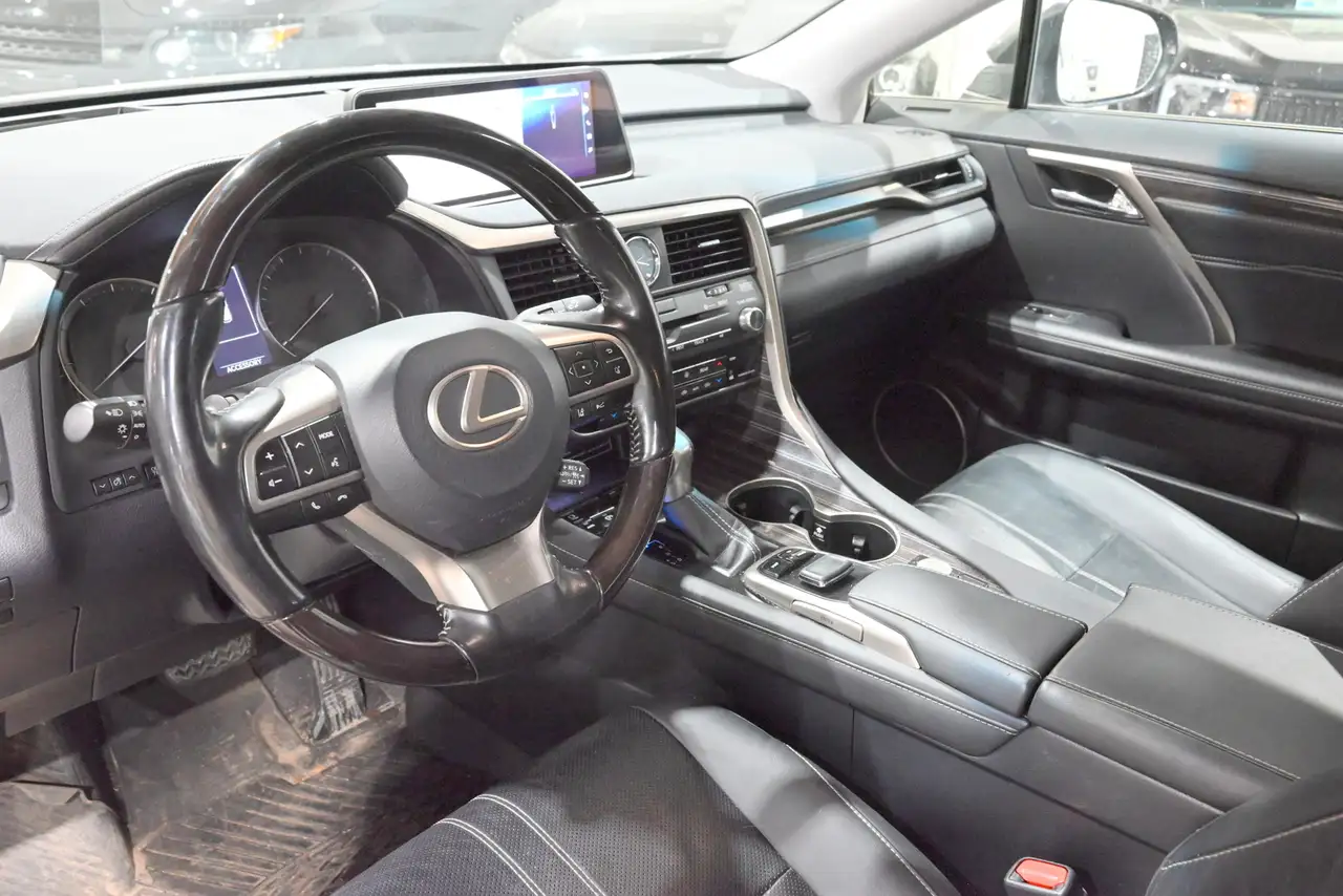 Lexus RX photo Lexus RX