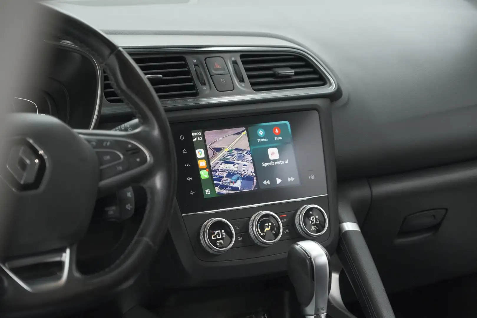 Renault Kadjar TCe 160 EDC Intens | Trekhaak | Camera | Dodehoekd Grijs - 2