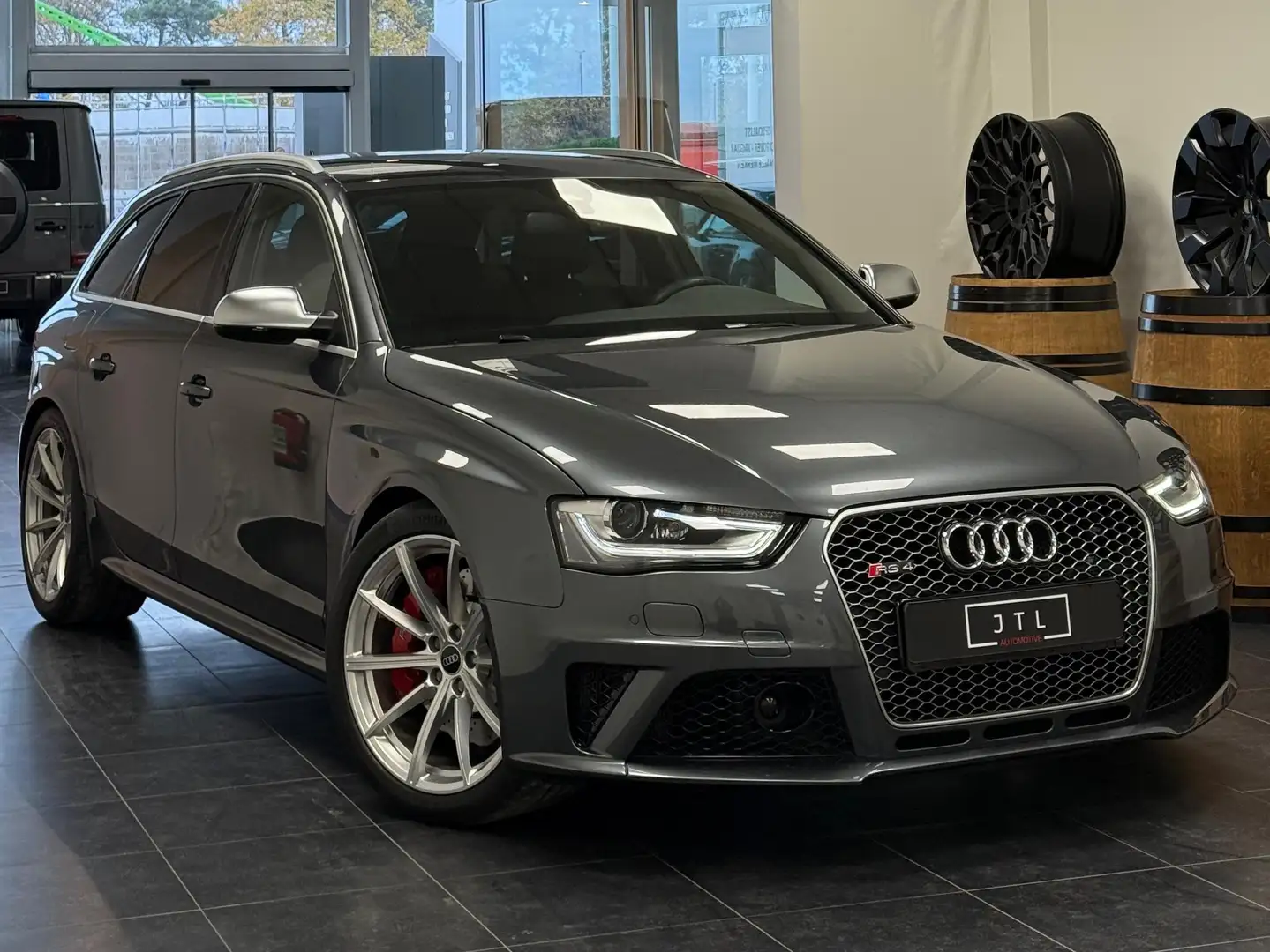 Audi RS4 RS4 Avant S tronic Zilver - 1