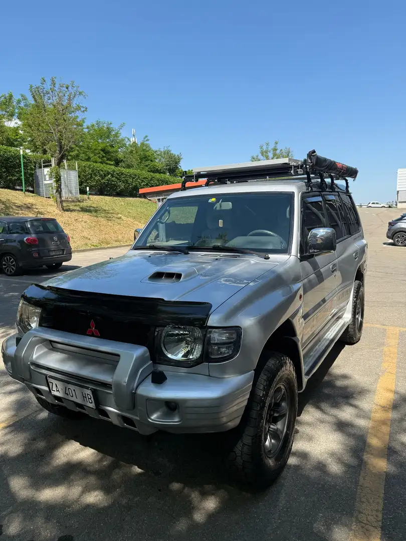 Mitsubishi Pajero Wagon 2.8 tdi GLS Target Plateado - 1