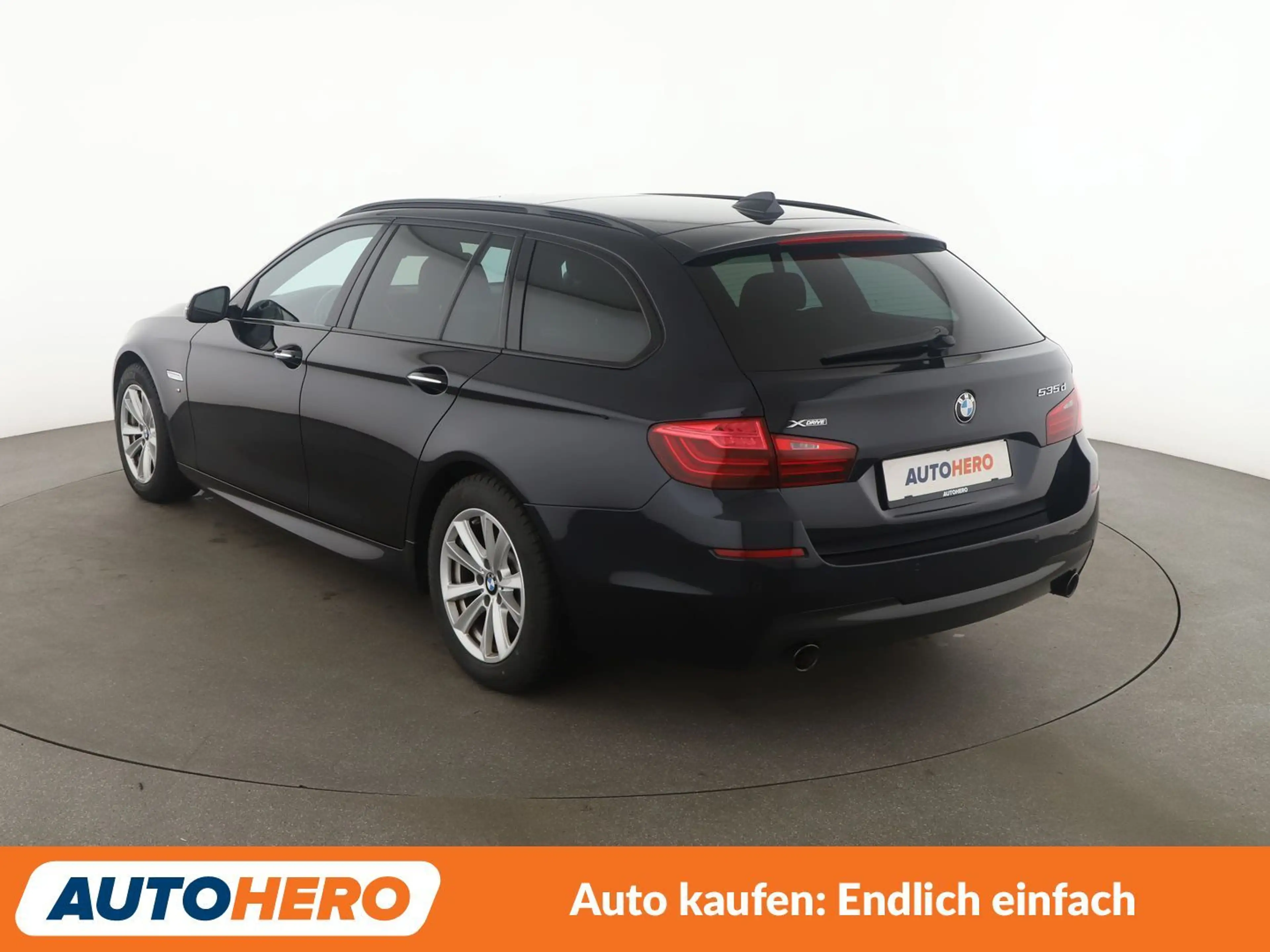 BMW 535 535d xDrive Aut.*NAVI*HEAD-UP*BI-XENON*ACC*CAM*PDC — photo 4