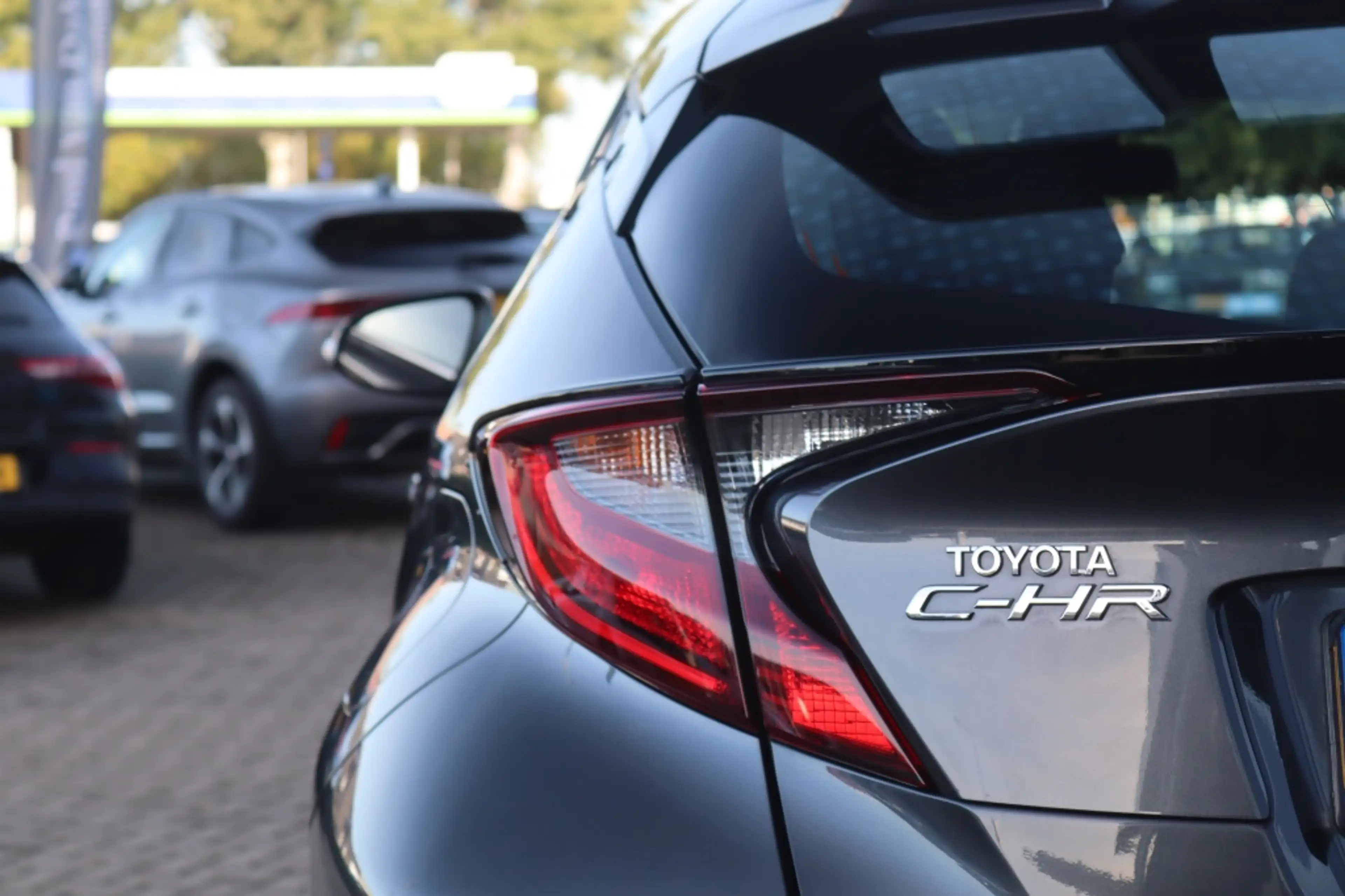 Toyota C-HR 1.8 Hybrid 122PK DYNAMIC Trekhaak | Navi | Camera — photo 41