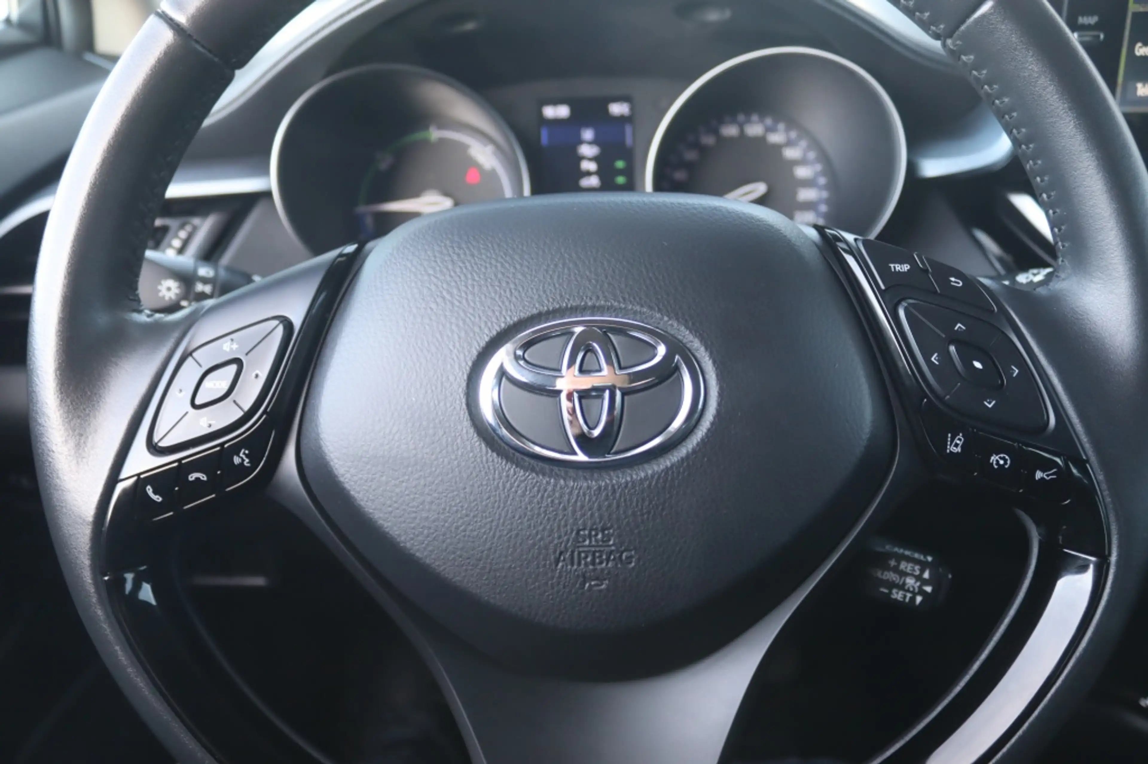 Toyota C-HR 1.8 Hybrid 122PK DYNAMIC Trekhaak | Navi | Camera — photo 27