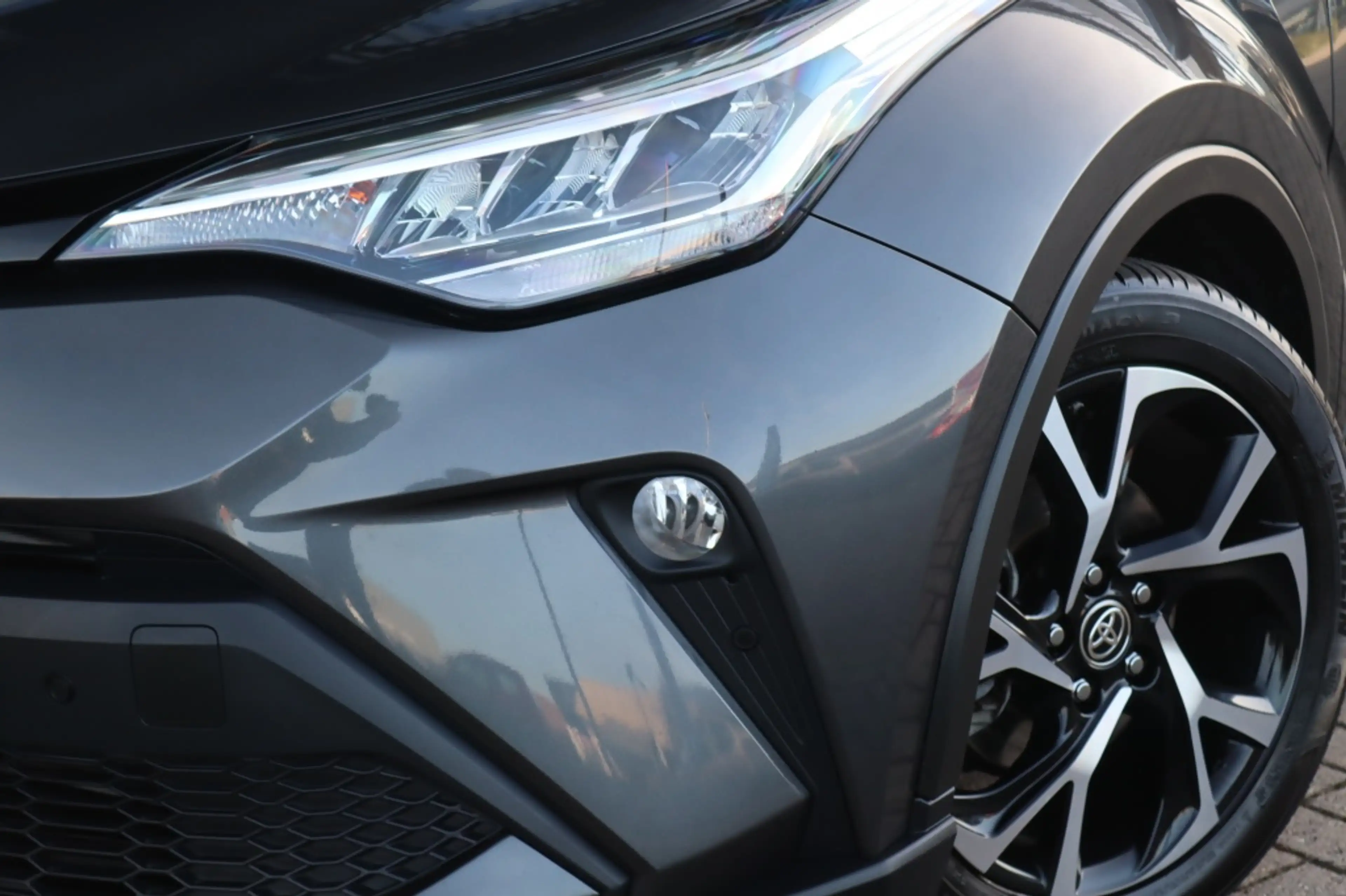 Toyota C-HR 1.8 Hybrid 122PK DYNAMIC Trekhaak | Navi | Camera — photo 44