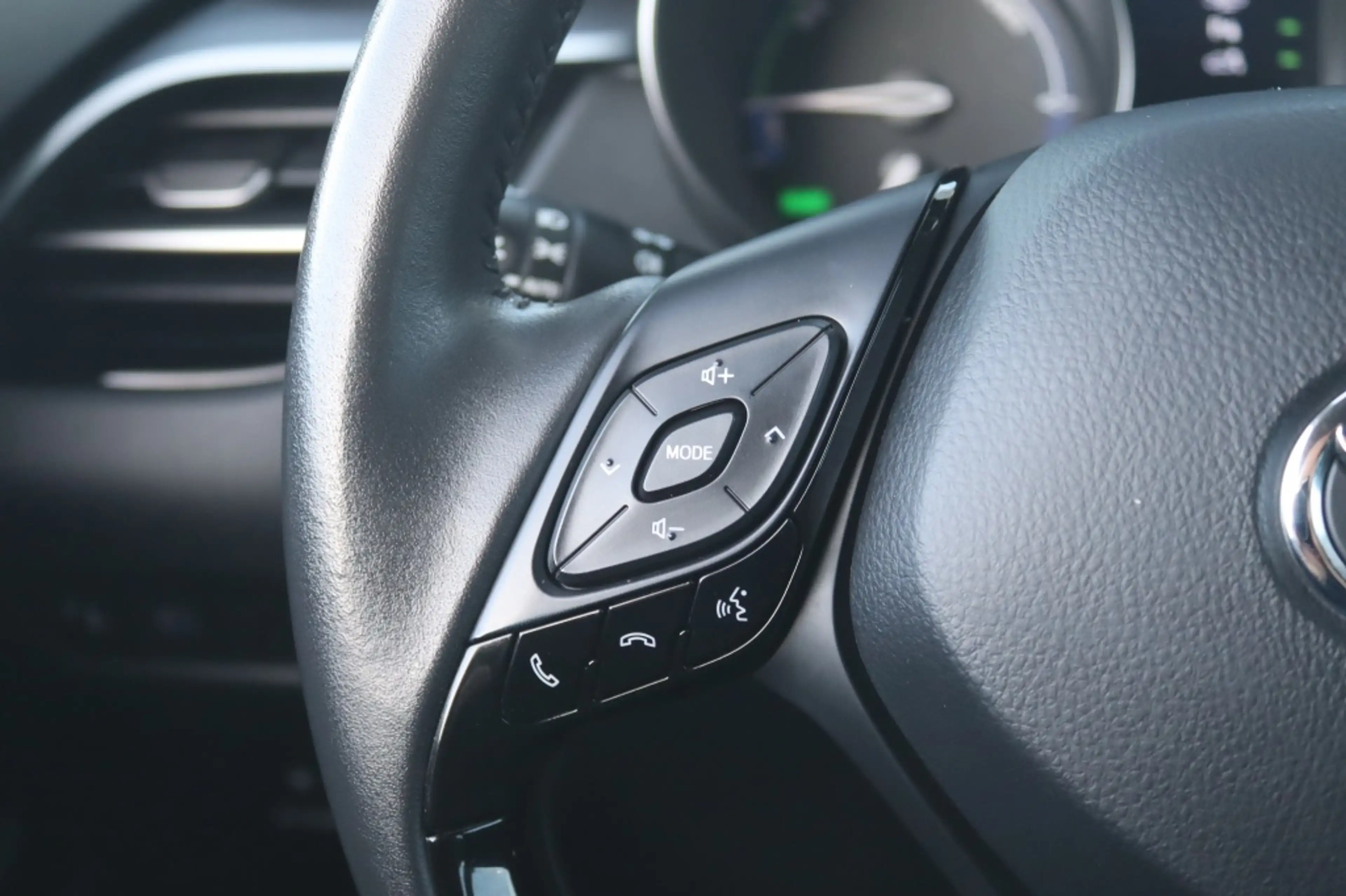 Toyota C-HR 1.8 Hybrid 122PK DYNAMIC Trekhaak | Navi | Camera — photo 28