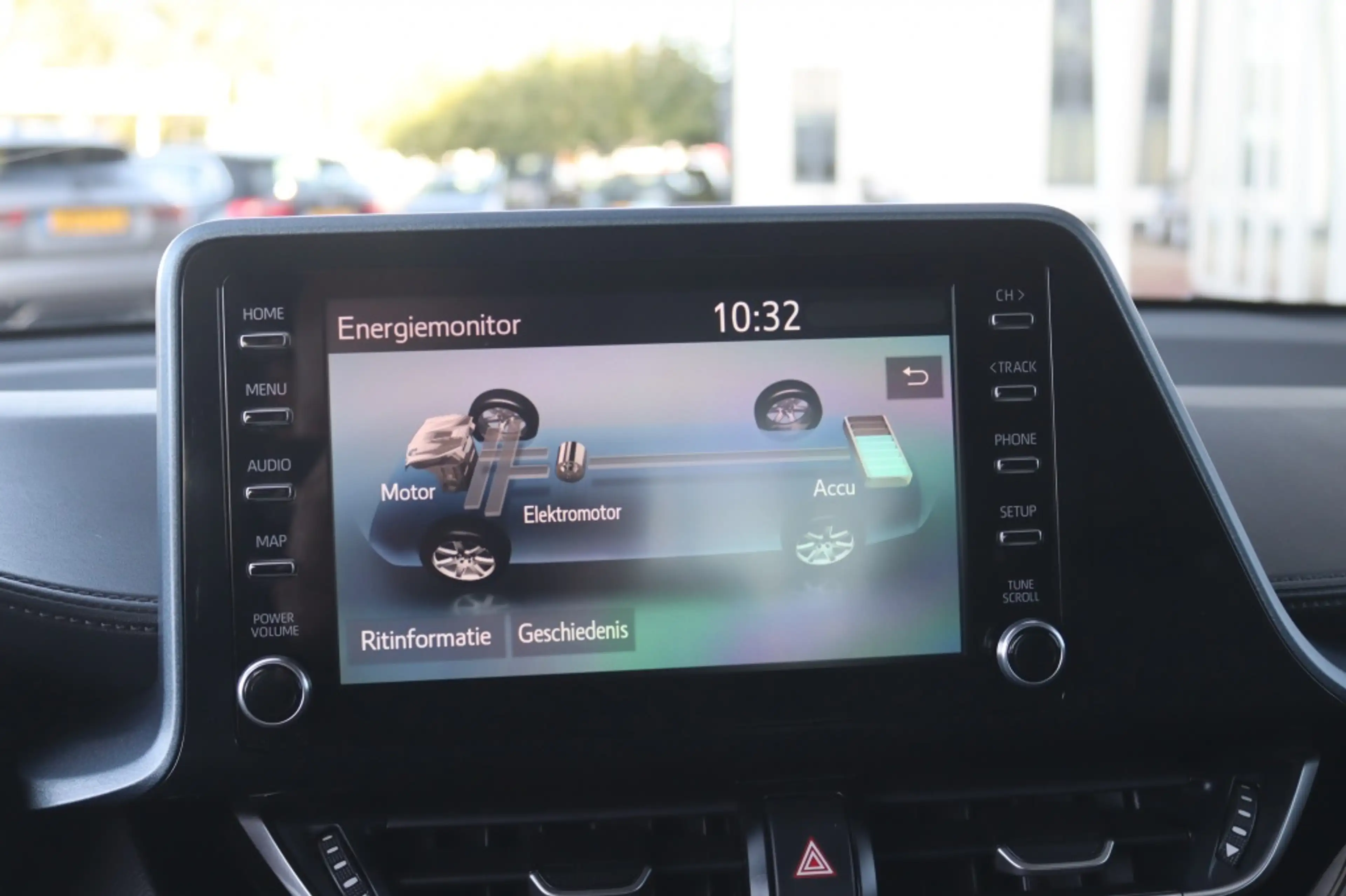 Toyota C-HR 1.8 Hybrid 122PK DYNAMIC Trekhaak | Navi | Camera — photo 22
