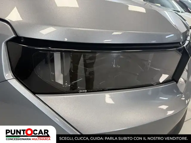 Jeep Compass view 4