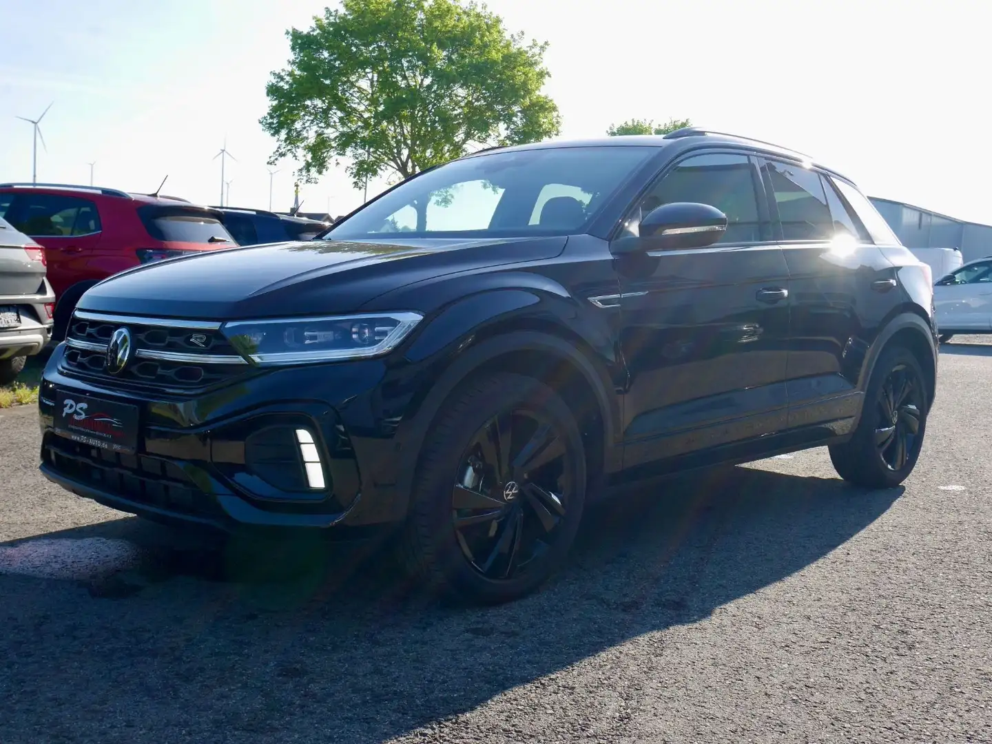 Volkswagen T-Roc 1.5 TSI DSG"R-Line Black"Matrix+Pano+AHK Noir - 1