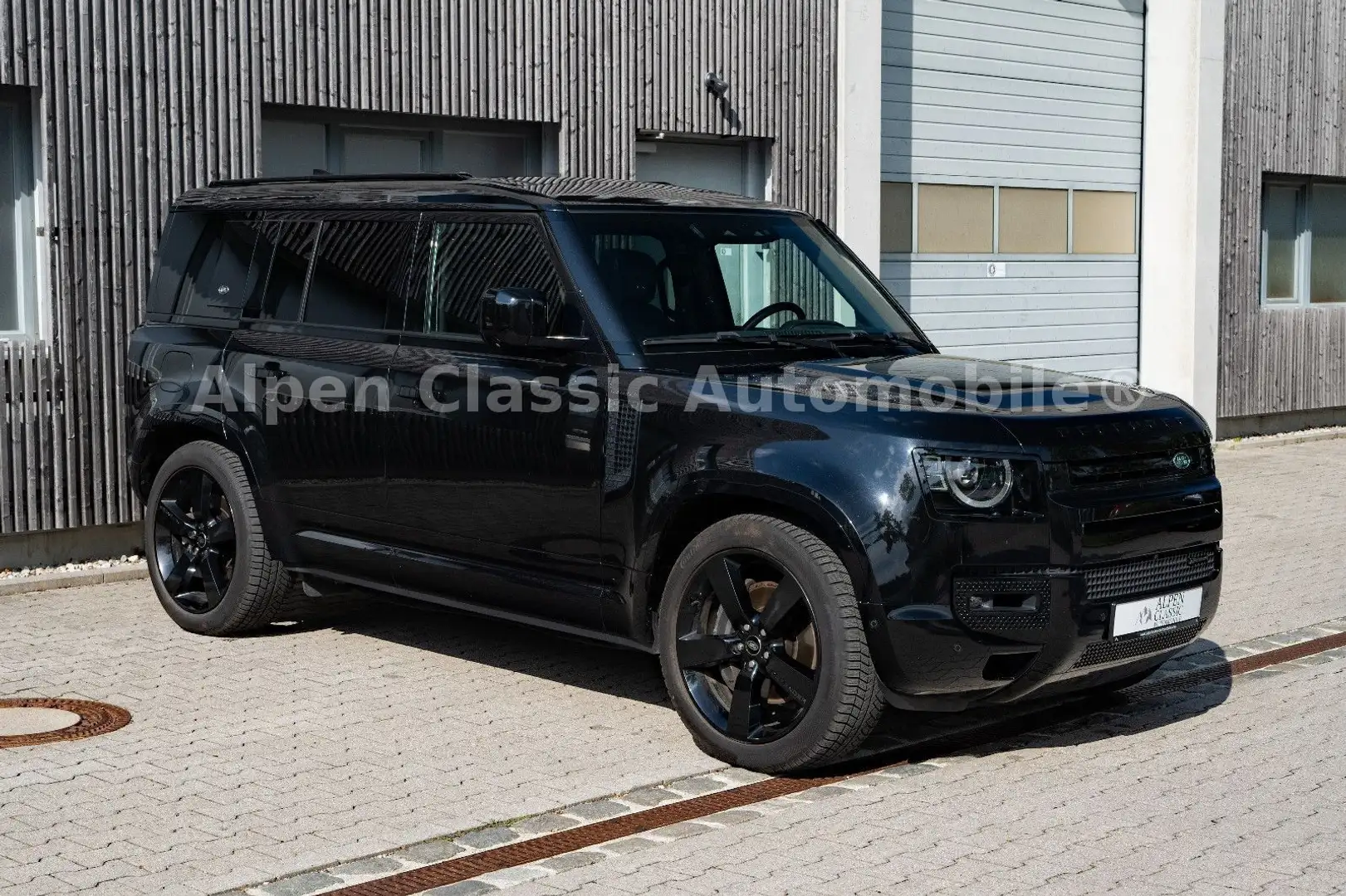 Land Rover Defender 110 X-Dynamic HSE Garantie Schwarz - 1