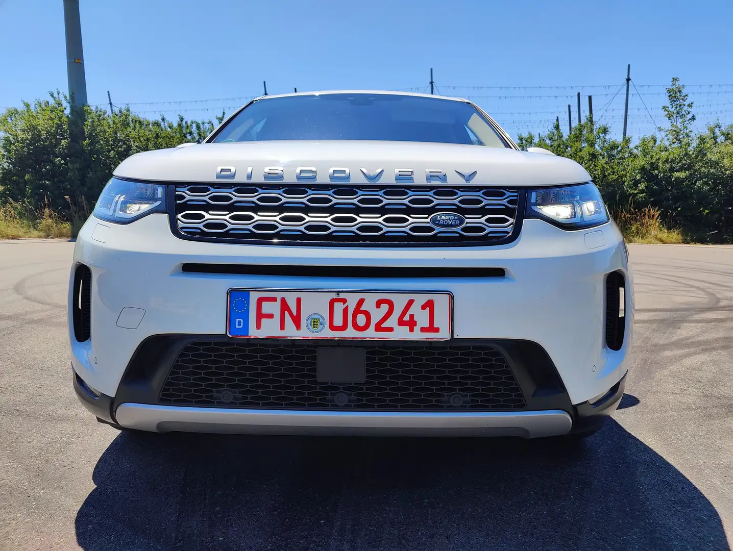 Land Rover Discovery Sport Basis AWD / NAVI / LED / SCHECKHEFT Wit - 2