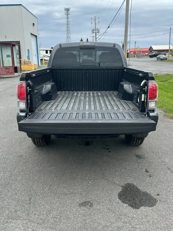 Toyota Tacoma снимка Toyota Tacoma
