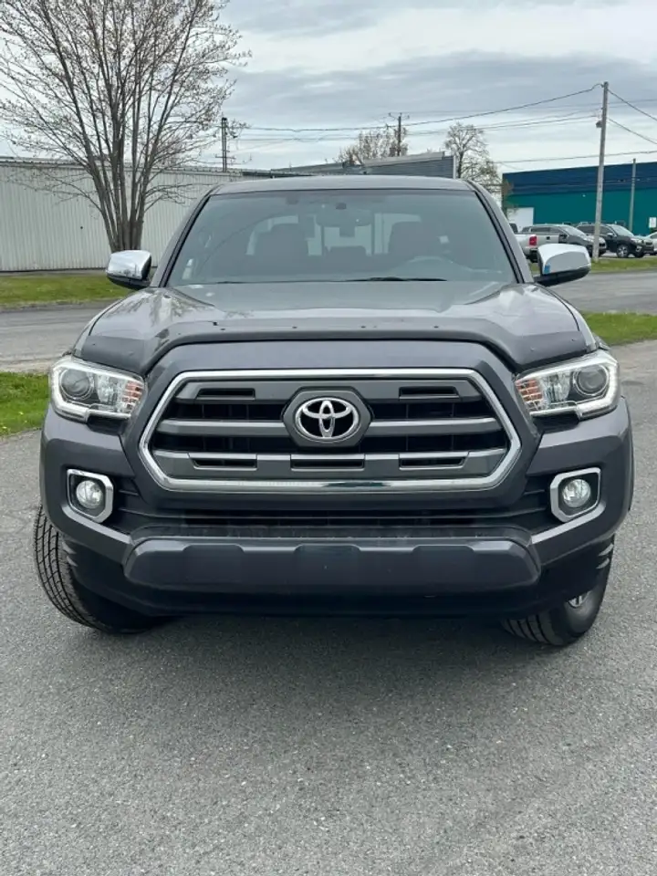 Toyota Tacoma снимка Toyota Tacoma