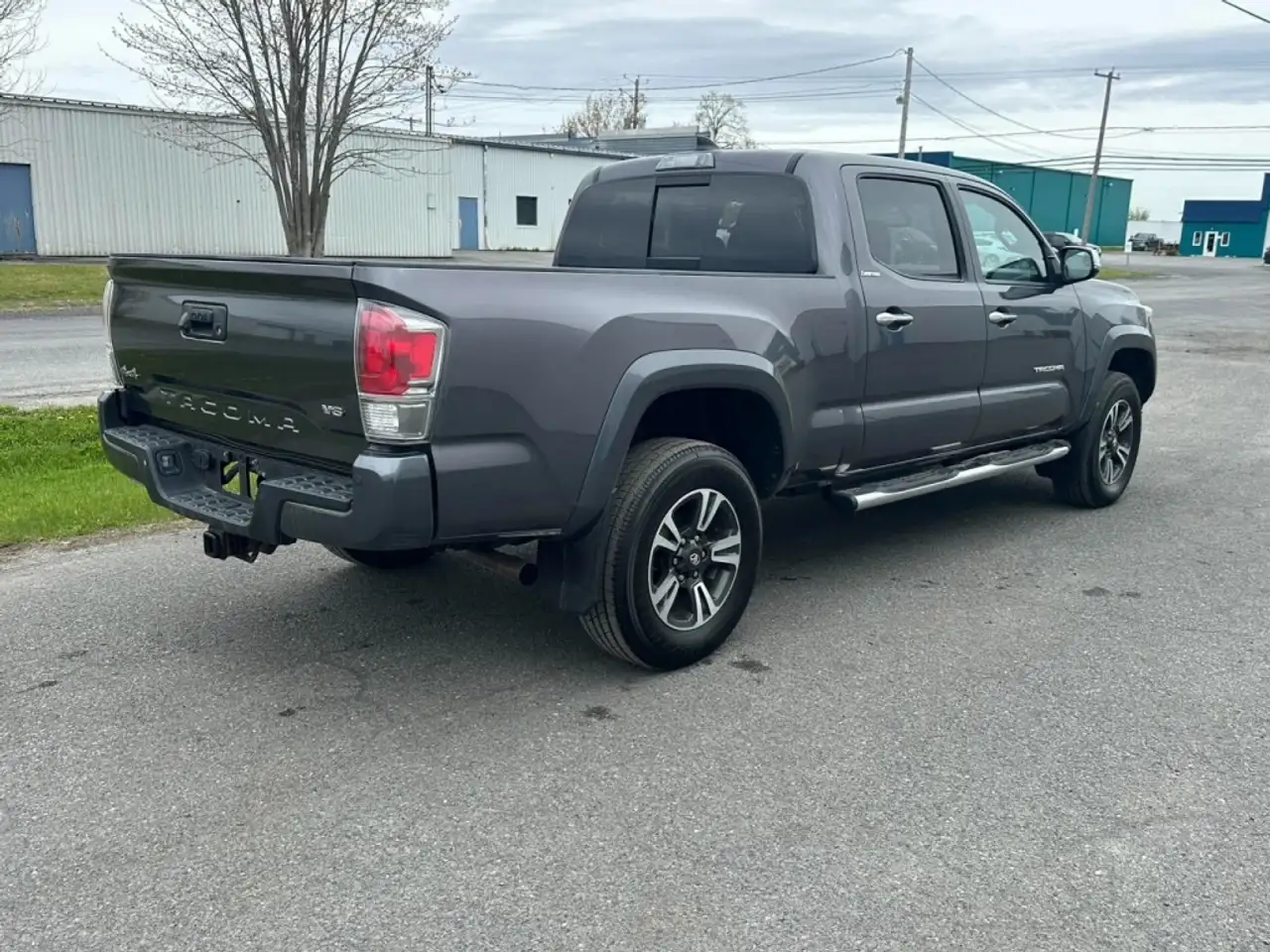 Toyota Tacoma снимка Toyota Tacoma